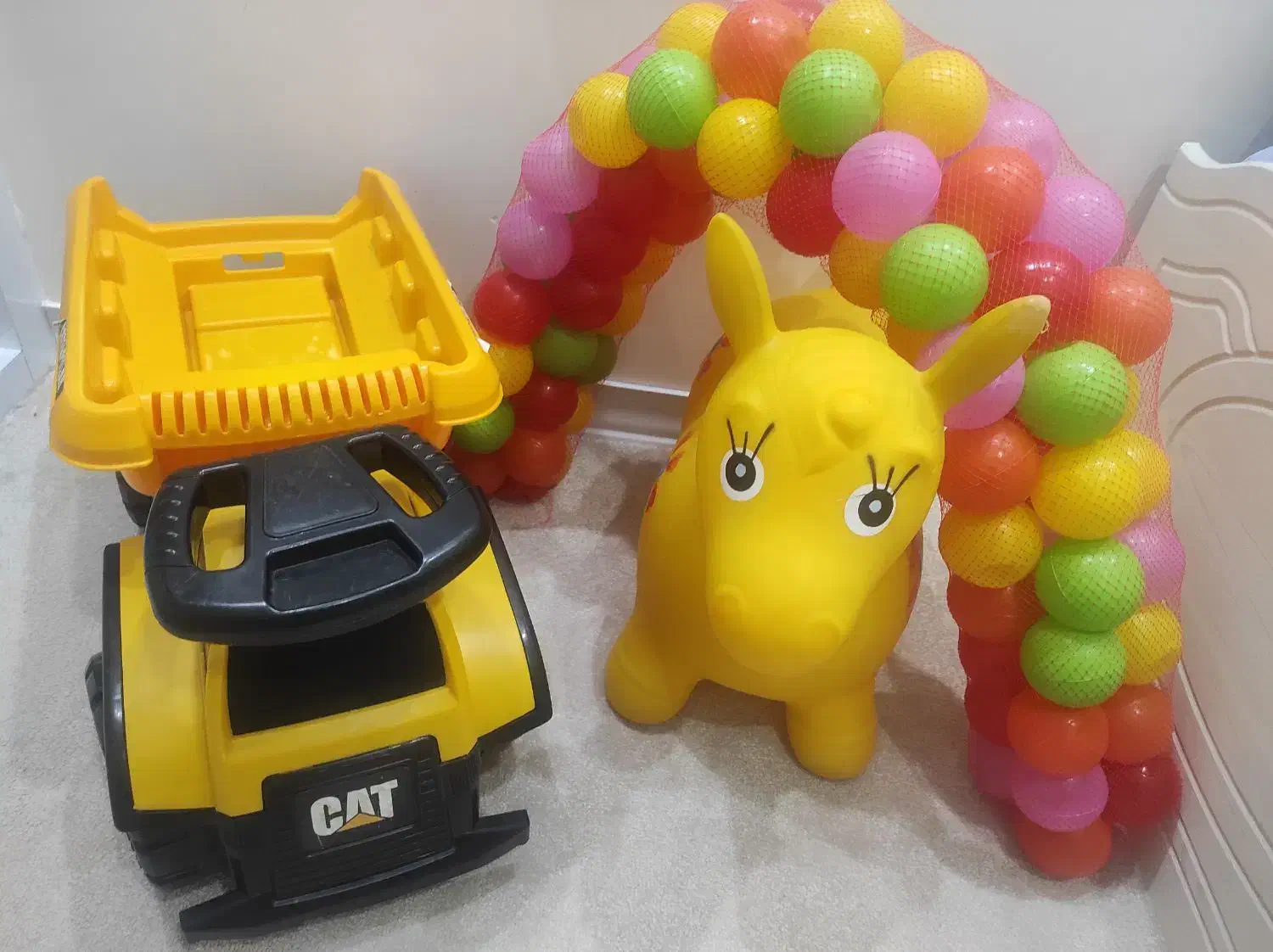 اسباب بازی|اسباب‌بازی بچه|سبزوار, کوی بهار|دیوار