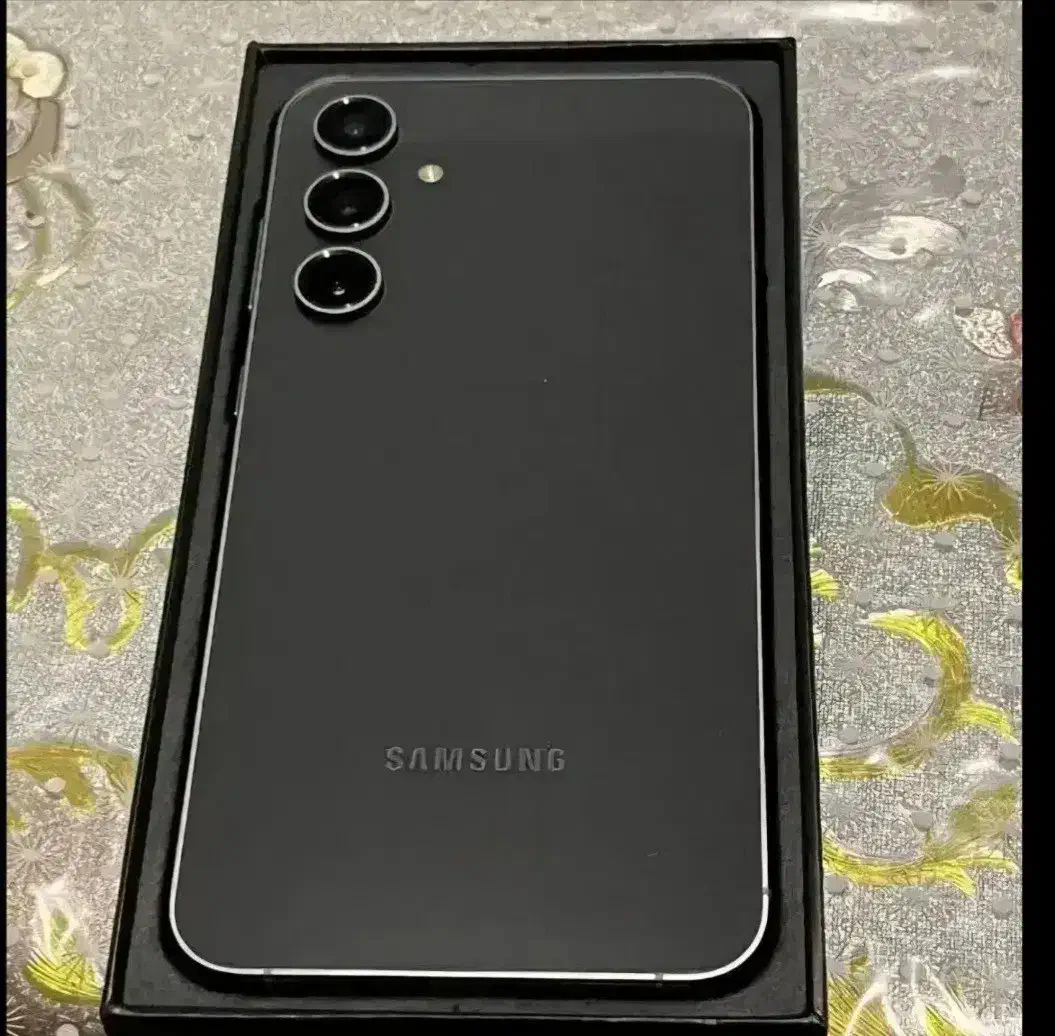 S23fe|موبایل|خرم‌آباد, |دیوار