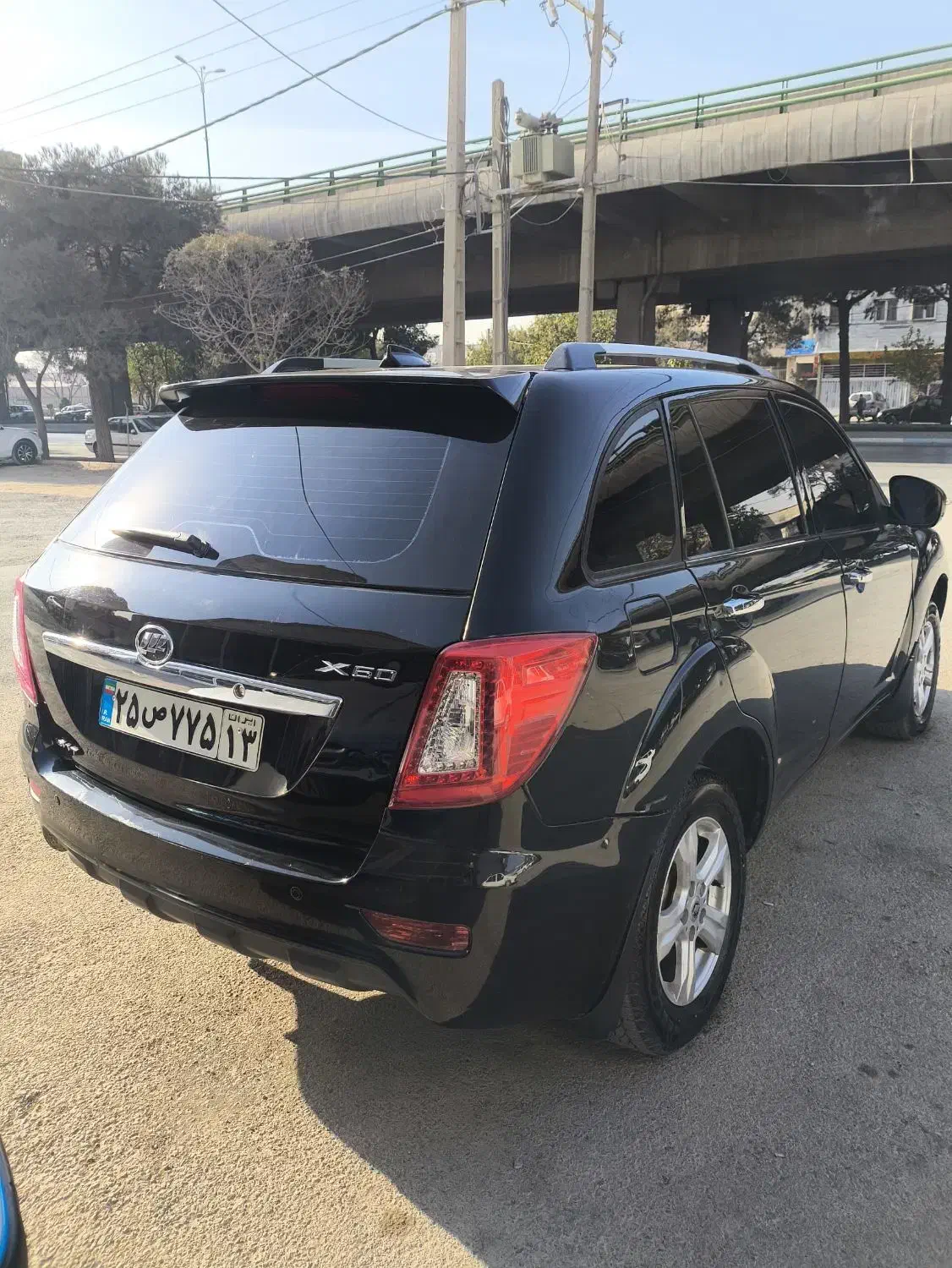 لیفانX60 سالم و بی رنگ تیام خودرو|خودرو سواری و وانت|اصفهان, مارچین|دیوار