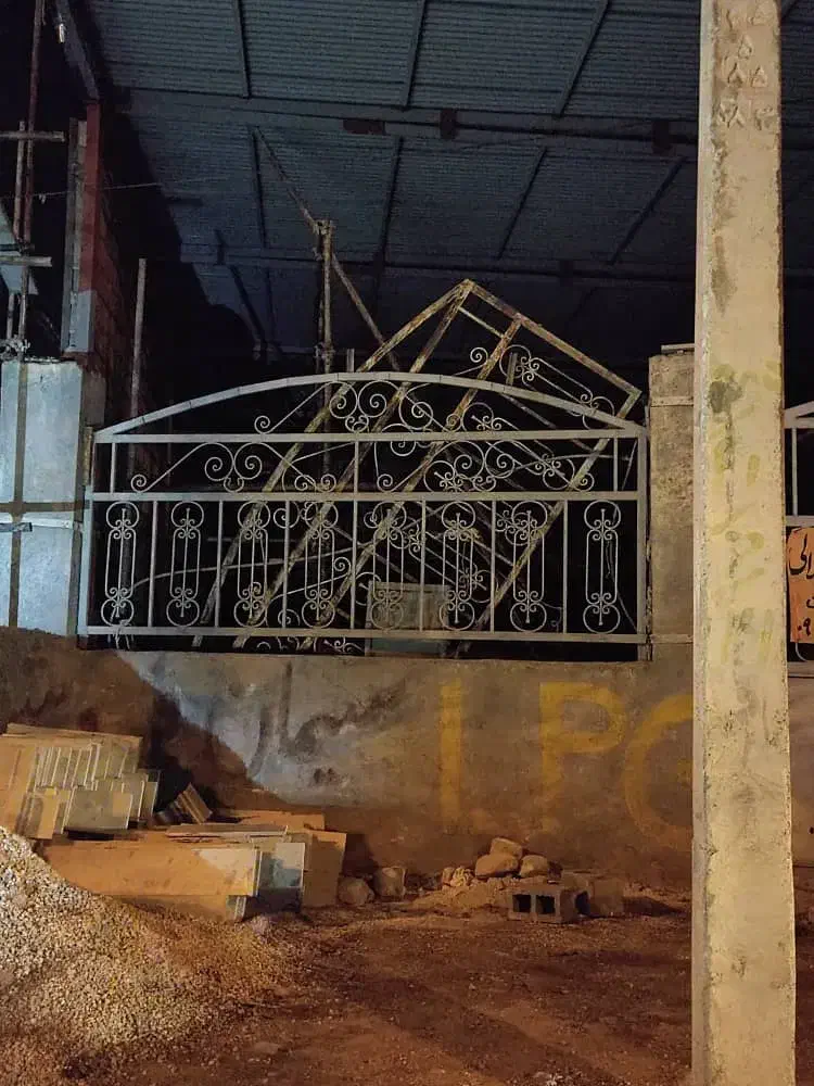 درب کارگاه و پنجره|مصالح و تجهیزات ساختمان|نیریز, |دیوار