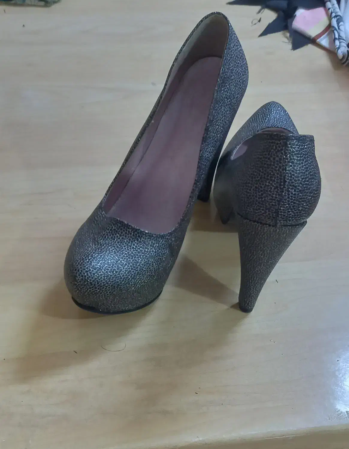 کفش مجلسی|کیف، کفش، کمربند|تربتحیدریه, داروپخش|دیوار