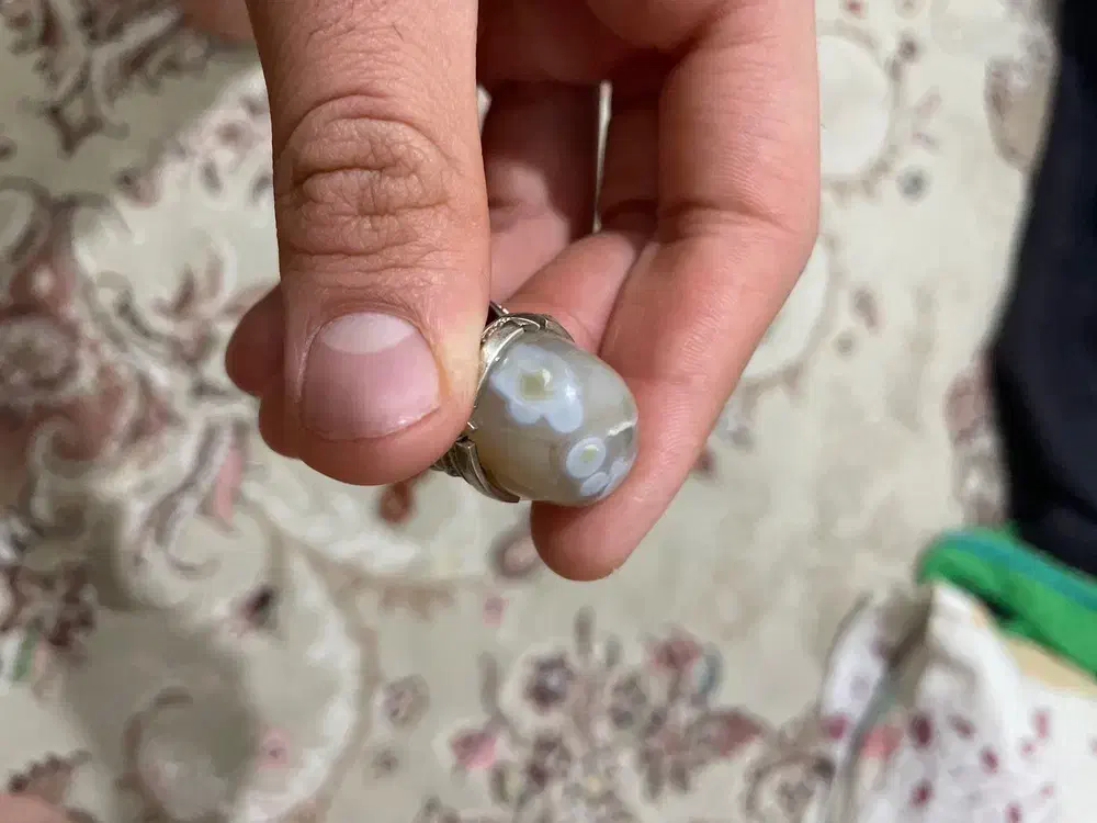 انگشتر باباقوری|کلکسیون اشیاء عتیقه|اهواز, زیتون کارمندی|دیوار