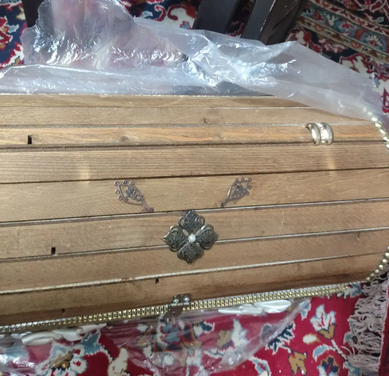 صندوق چوبی|صنایع دستی و سایر لوازم تزئینی|قم, باغ کرباسی|دیوار