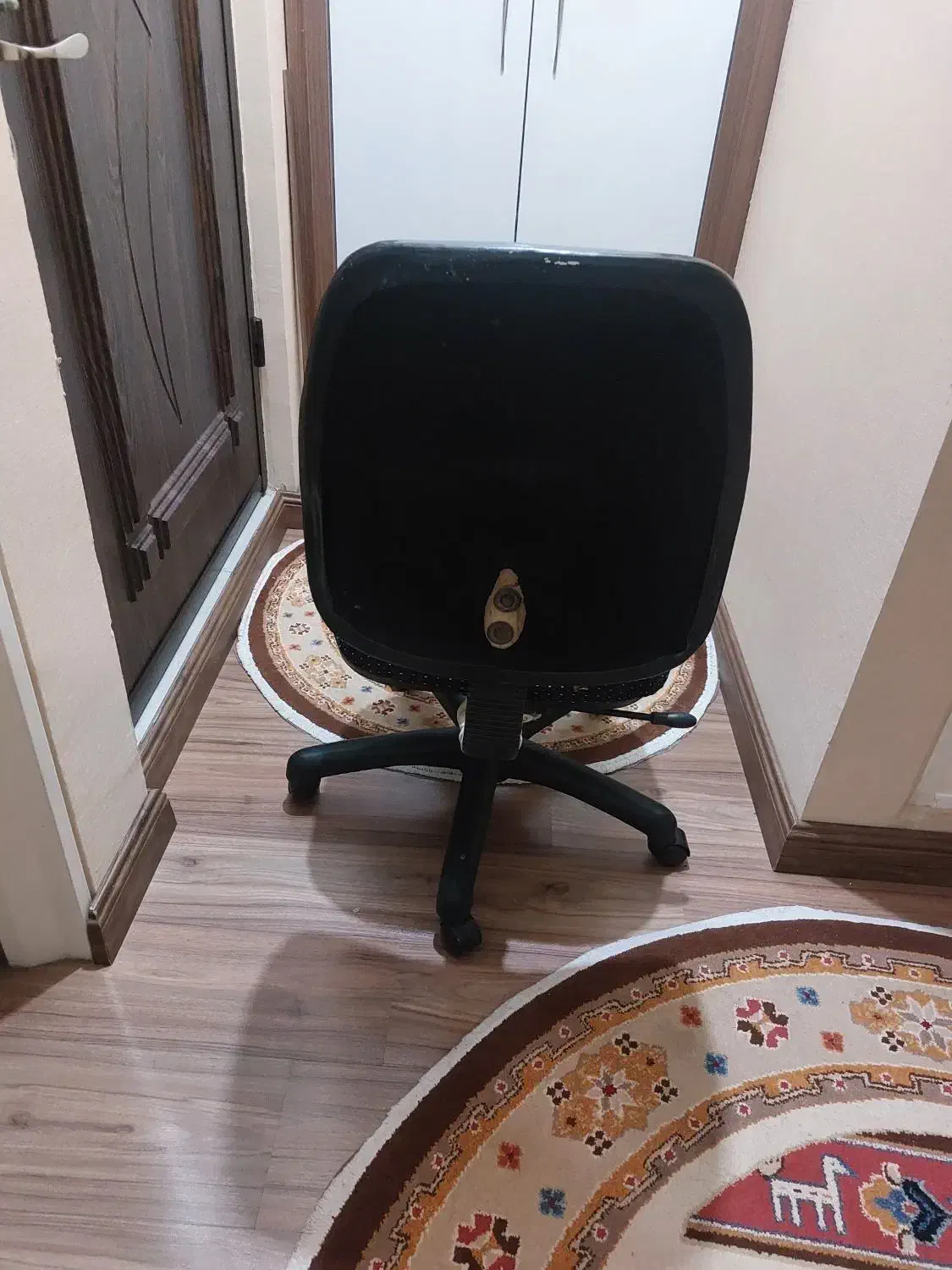 صندلی گردان|مبلمان اداری|سهند, |دیوار