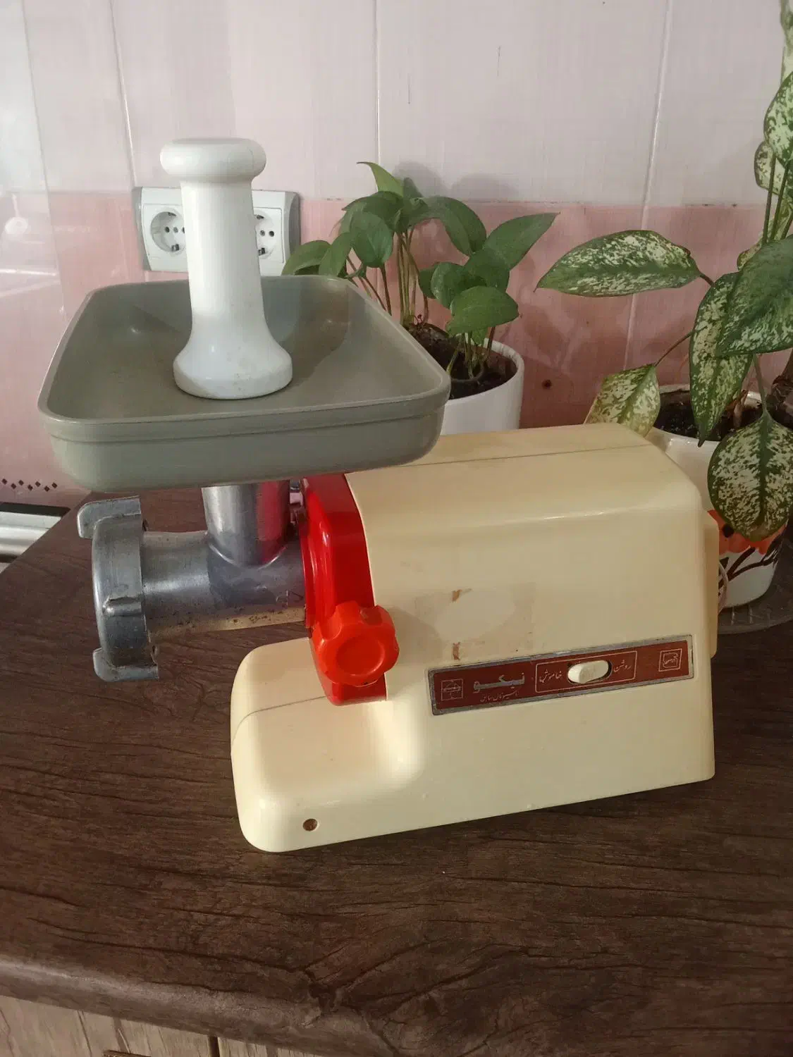 چرخ گوشت|خردکن، آسیاب، غذاساز|گرگان, |دیوار