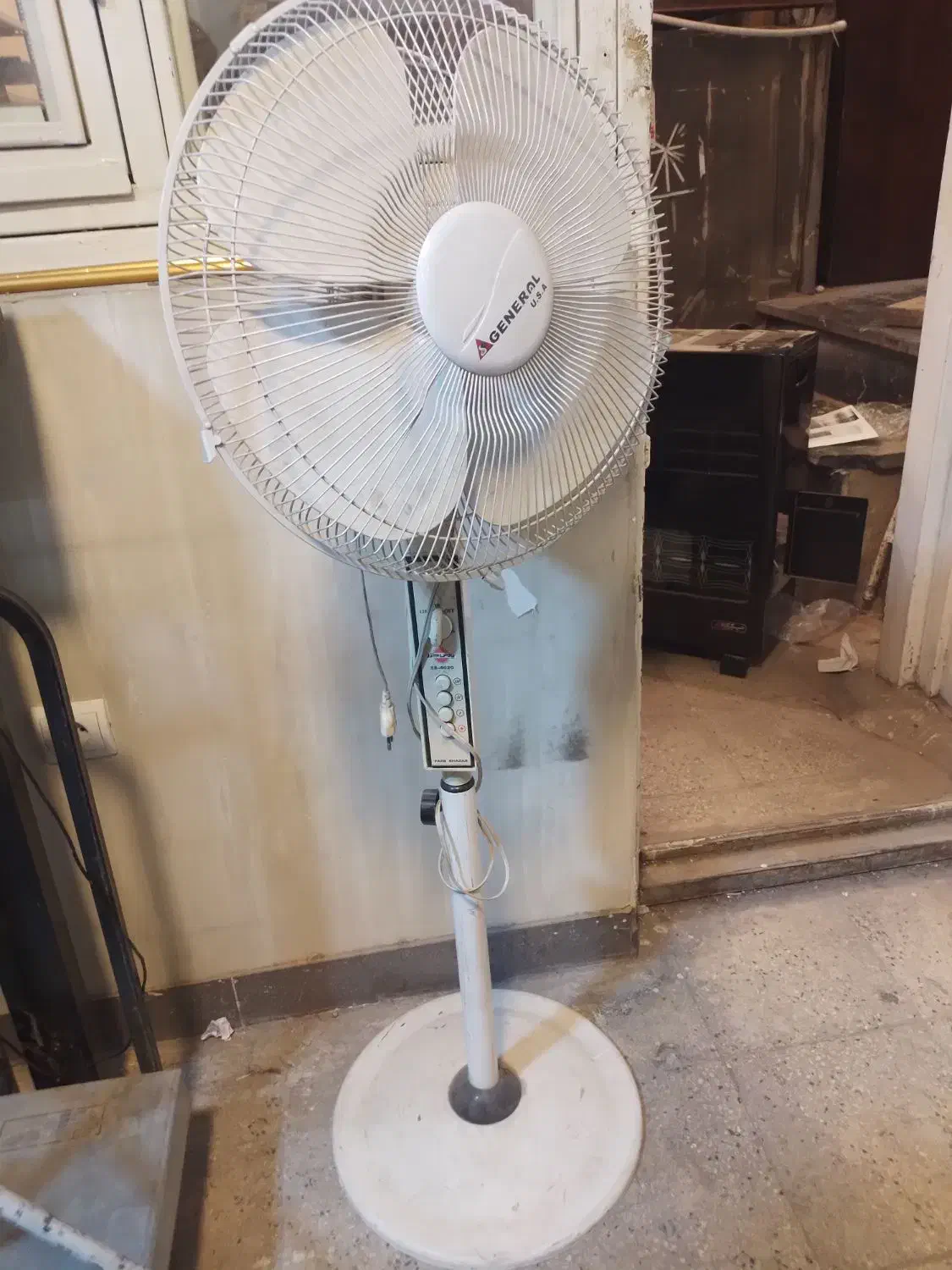 پنکه|پنکه و تصفیهکنندهٔ هوا|تهران, نصرت|دیوار