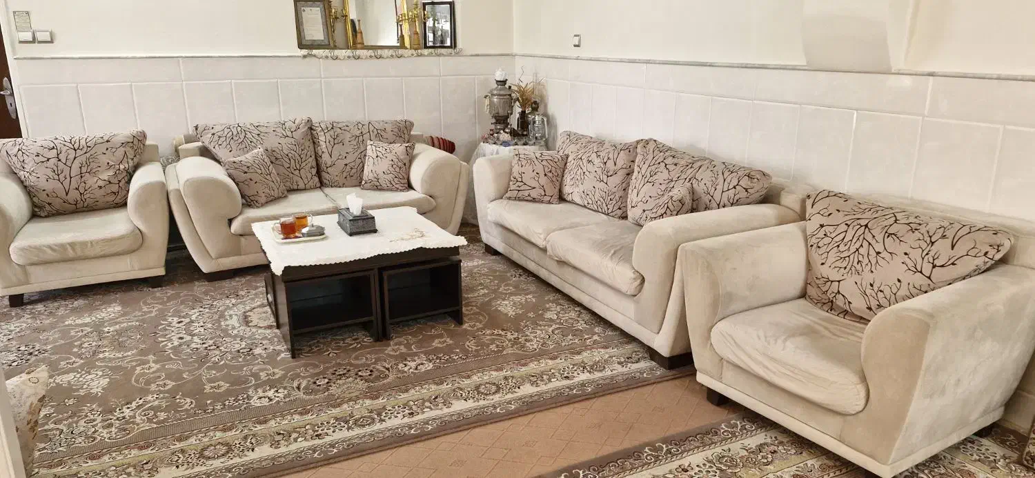 مبل هفت نفره|مبلمان خانگی و میز عسلی|قم, آزادگان|دیوار