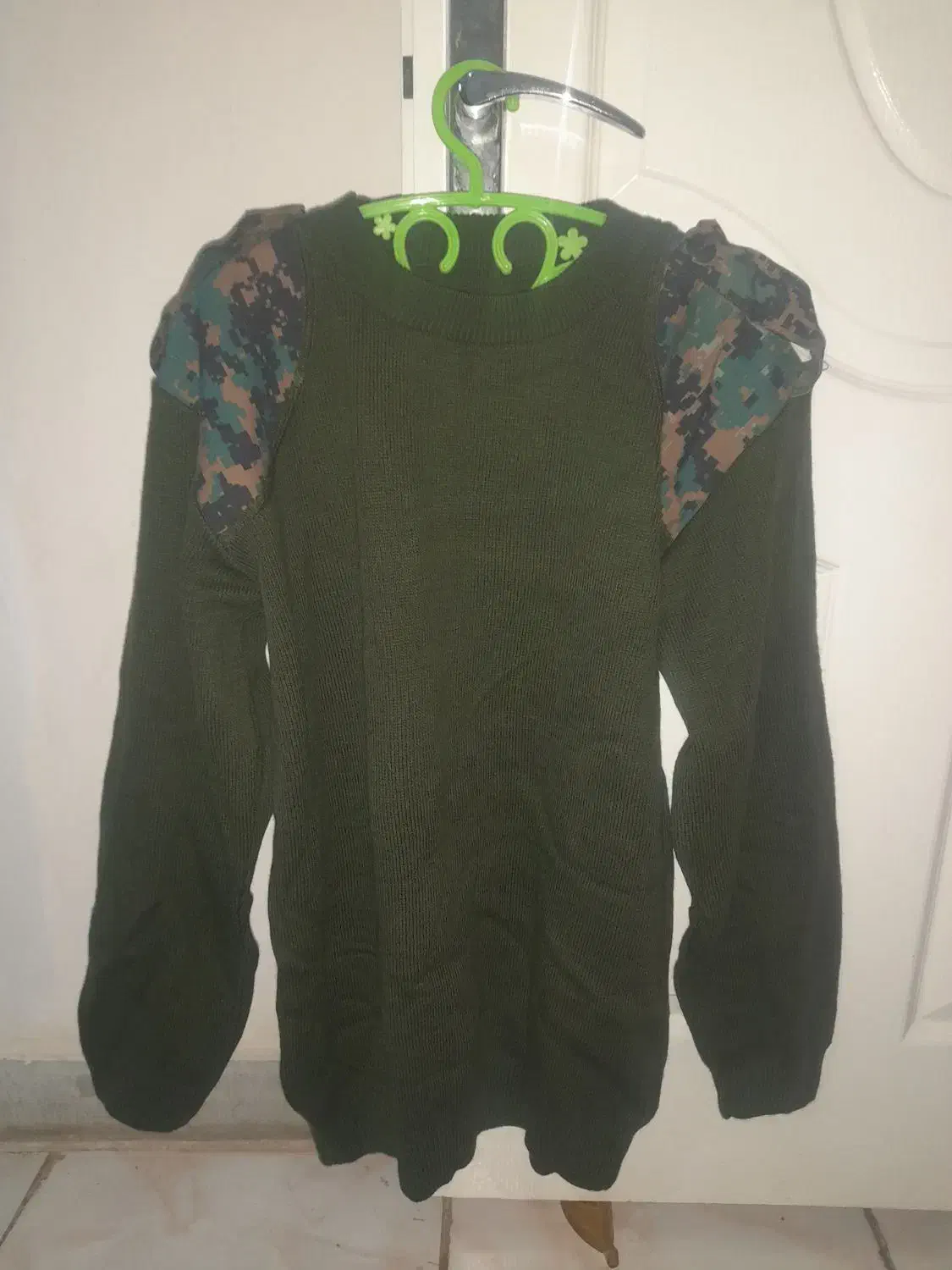 فروش لباس نظامی دوتا کلاه|لباس|همدان, |دیوار