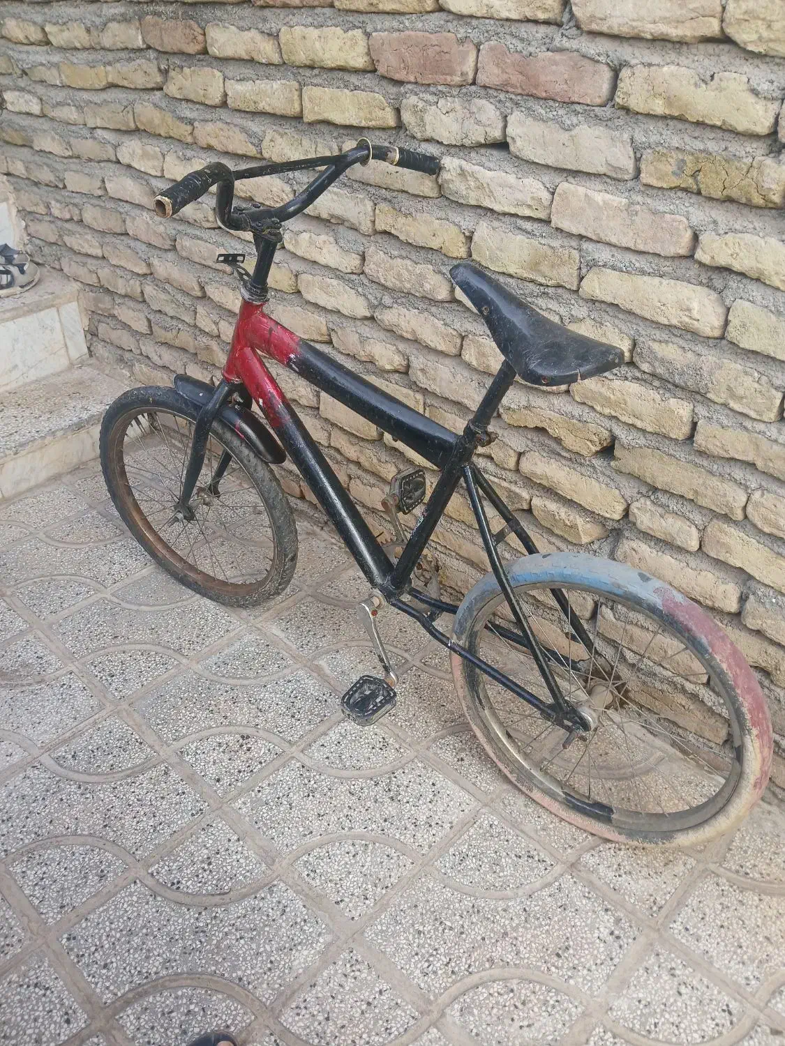 دوچرخه  20|دوچرخه، اسکیت، اسکوتر|تربت‌حیدریه, منظر|دیوار