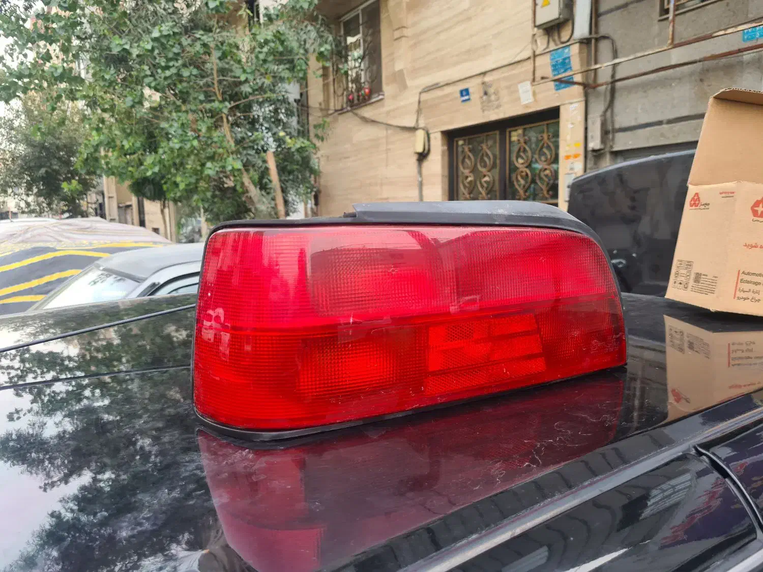 چراغ عقب سمت راننده پژو پرشیا|قطعات یدکی و لوازم جانبی|تهران, فلسطین (میدان انقلاب)|دیوار