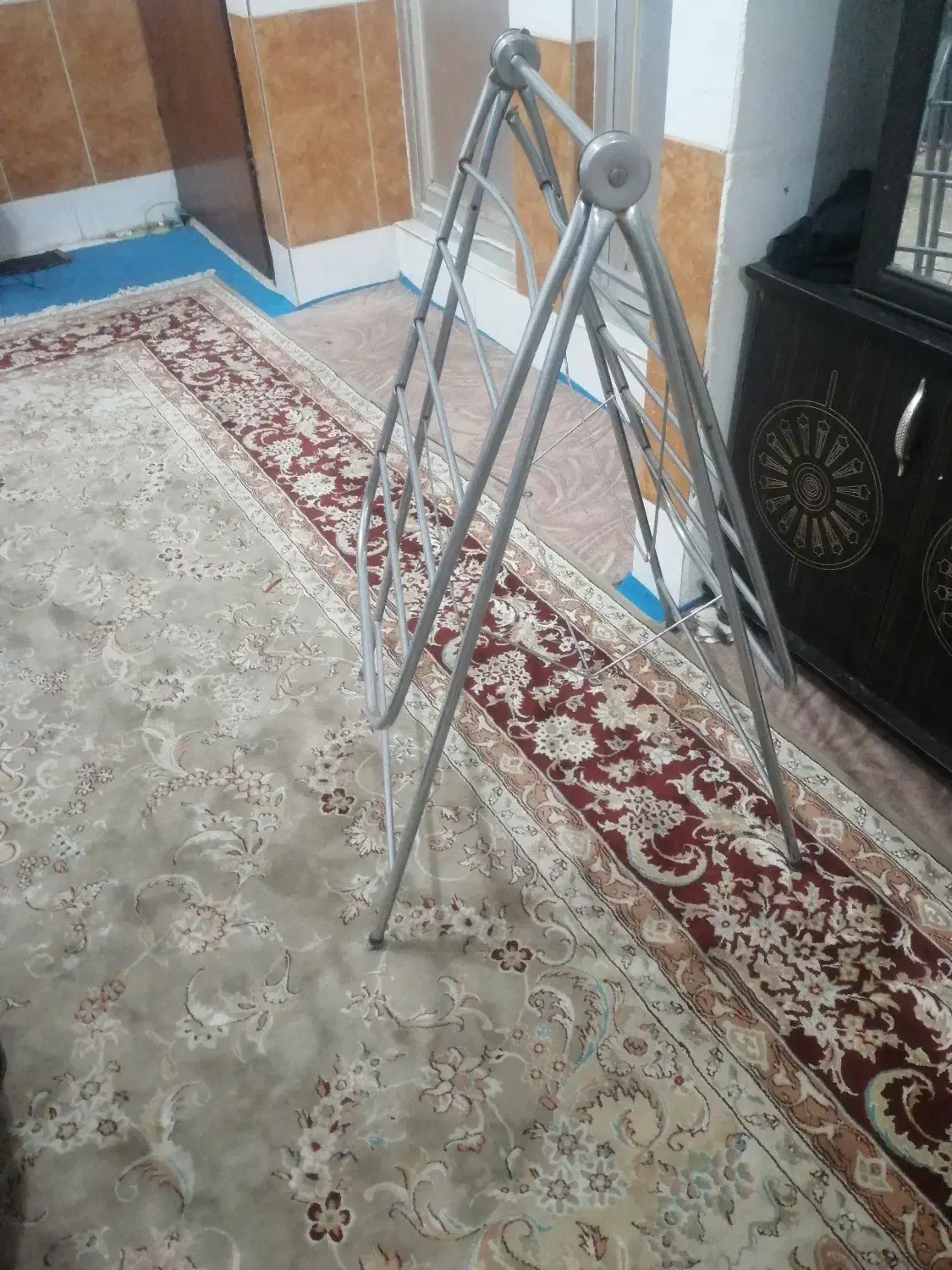 بندرخت|بندرخت و رخت‌آویز|بیرجند, |دیوار