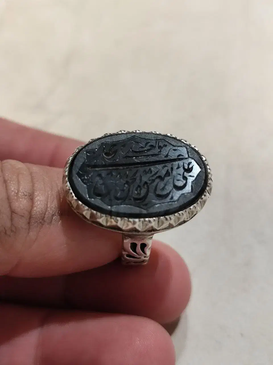 انگشتر خطی عتیقه دست ساز|کلکسیون اشیاء عتیقه|اردبیل, |دیوار