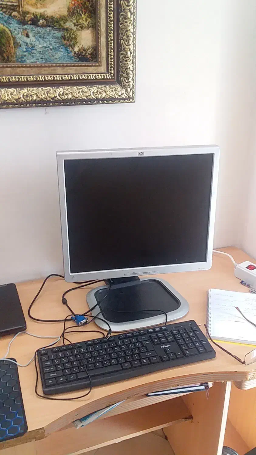 مانیتور ۱۹ اینچ|قطعات و لوازم جانبی رایانه|اصفهان, سپاهان‌شهر|دیوار