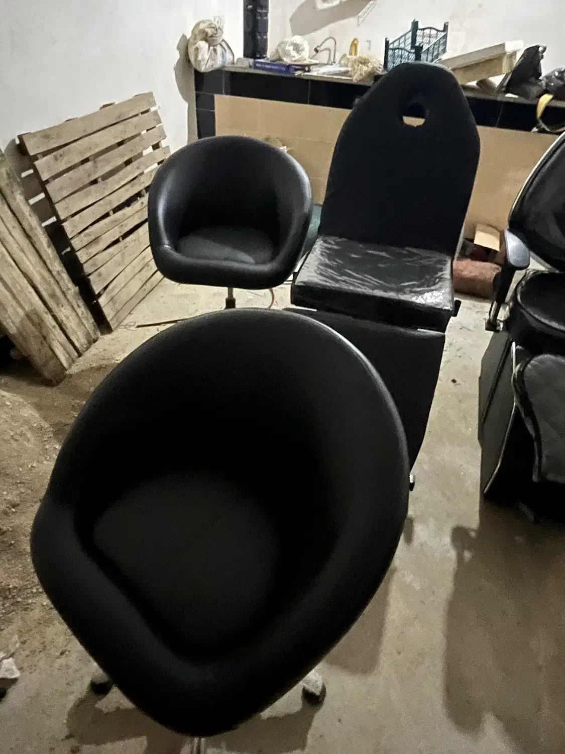 وسایل ارایشگاه در حد صفر|آرایشگاه و سالنهای زیبایی|گنبد کاووس, |دیوار