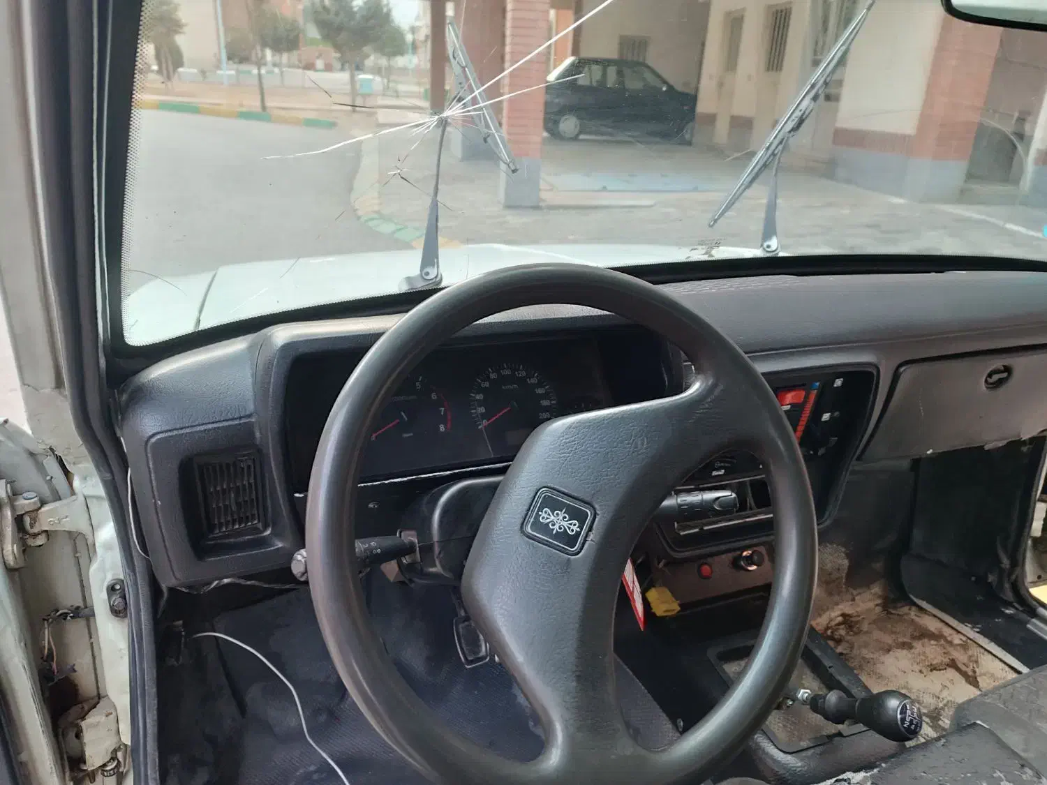 پیکان وانت مدل 87دوگانه کارخانه|خودرو سواری و وانت|مشهد, پایین خیابان|دیوار