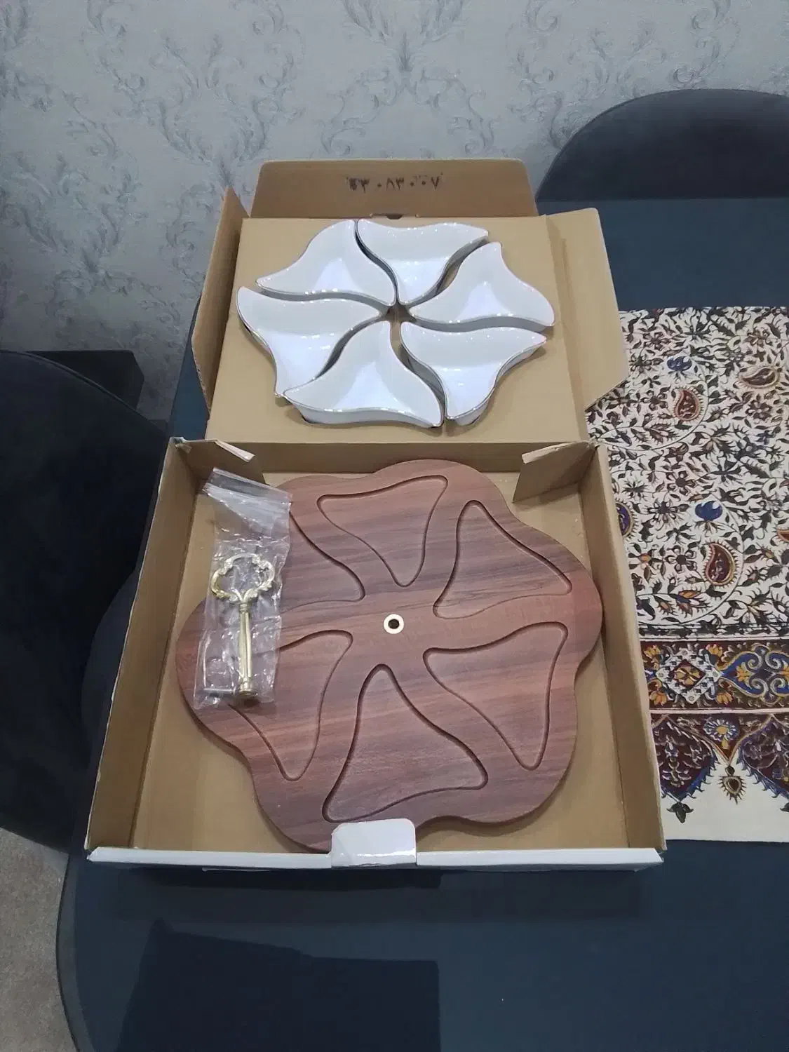 ظروف آشپزخانه|ظروف سرو و پذیرایی|شیراز, تندگویان|دیوار