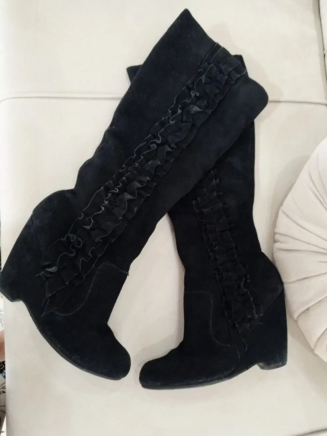 بوت بلند زنانه|کیف، کفش، کمربند|صدرا-فارس, فاز ۱|دیوار