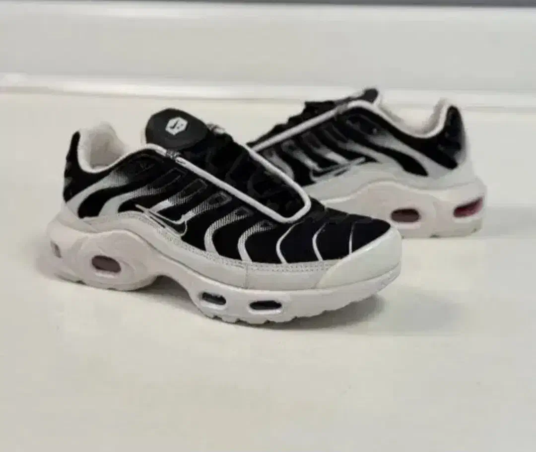 کتونی تی ان 41|کیف، کفش، کمربند|کرج, عظیمیه|دیوار