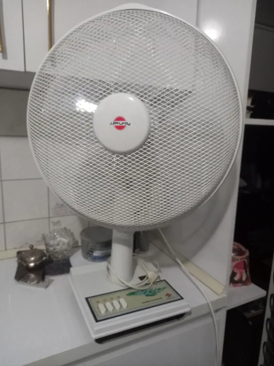 پنکه پارس خزر|پنکه و تصفیهکنندهٔ هوا|مشهد, ادیب نیشابوری (شهرک غرب)|دیوار