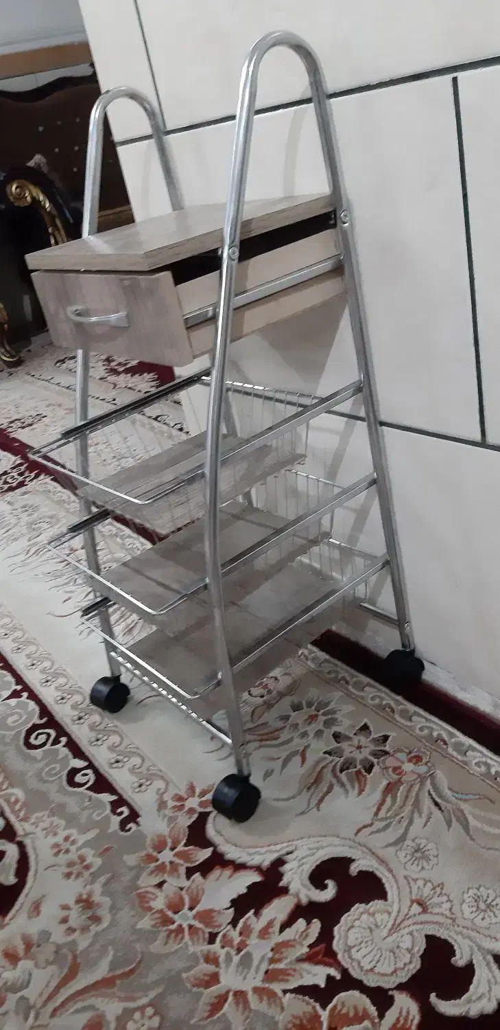 جای سیب و پیاز چهار کشابه چرخ دار|ظروف نگهدارنده، پلاستیکی، یک‌بارمصرف|اهواز, کمپلو جنوبی|دیوار