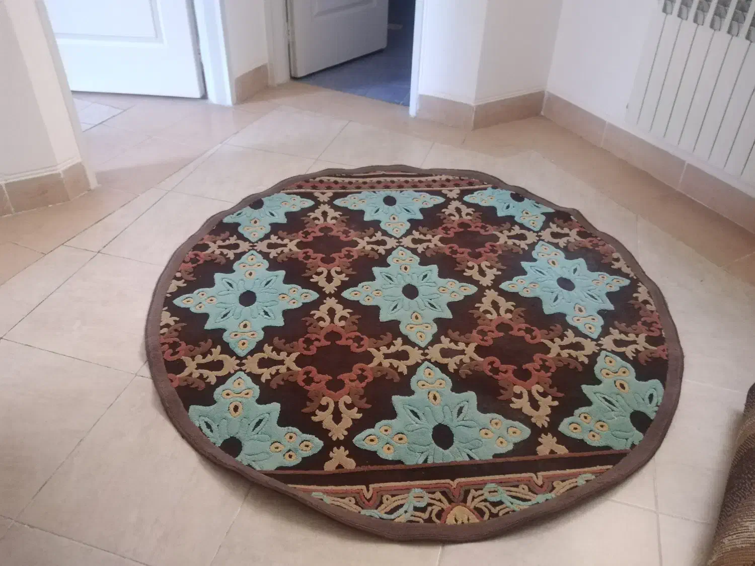 فرش گرد|فرش|شیراز, تپه تلویزیون|دیوار