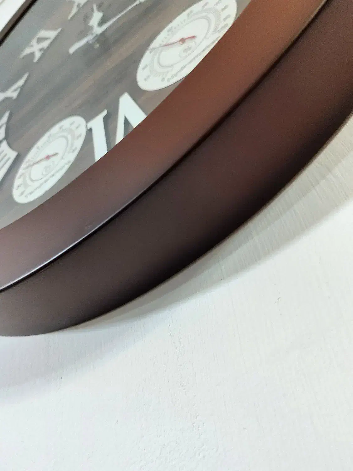 ساعت دیواری نو و سالم|ساعت دیواری و تزئینی|اسلام‌‌آباد غرب, |دیوار