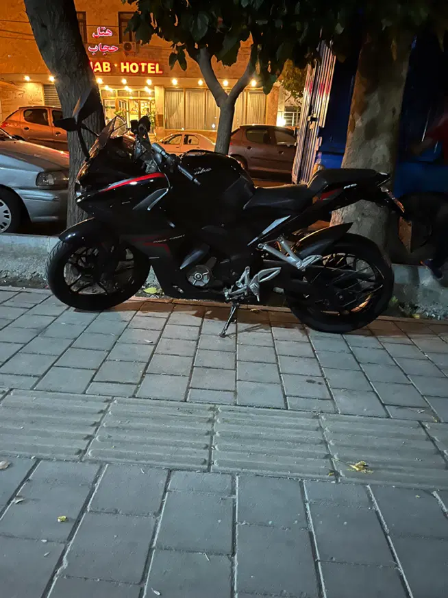 Rs200|موتورسیکلت|تهران, امیرآباد|دیوار