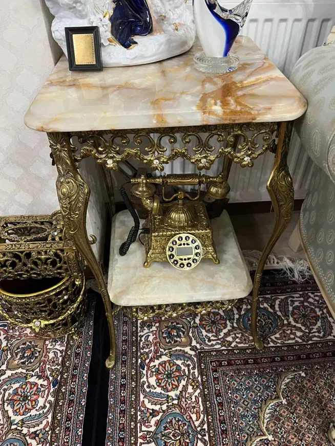 تلفن و میز تلفن برنجی|میز تلفن|تهران, یاخجی آباد|دیوار