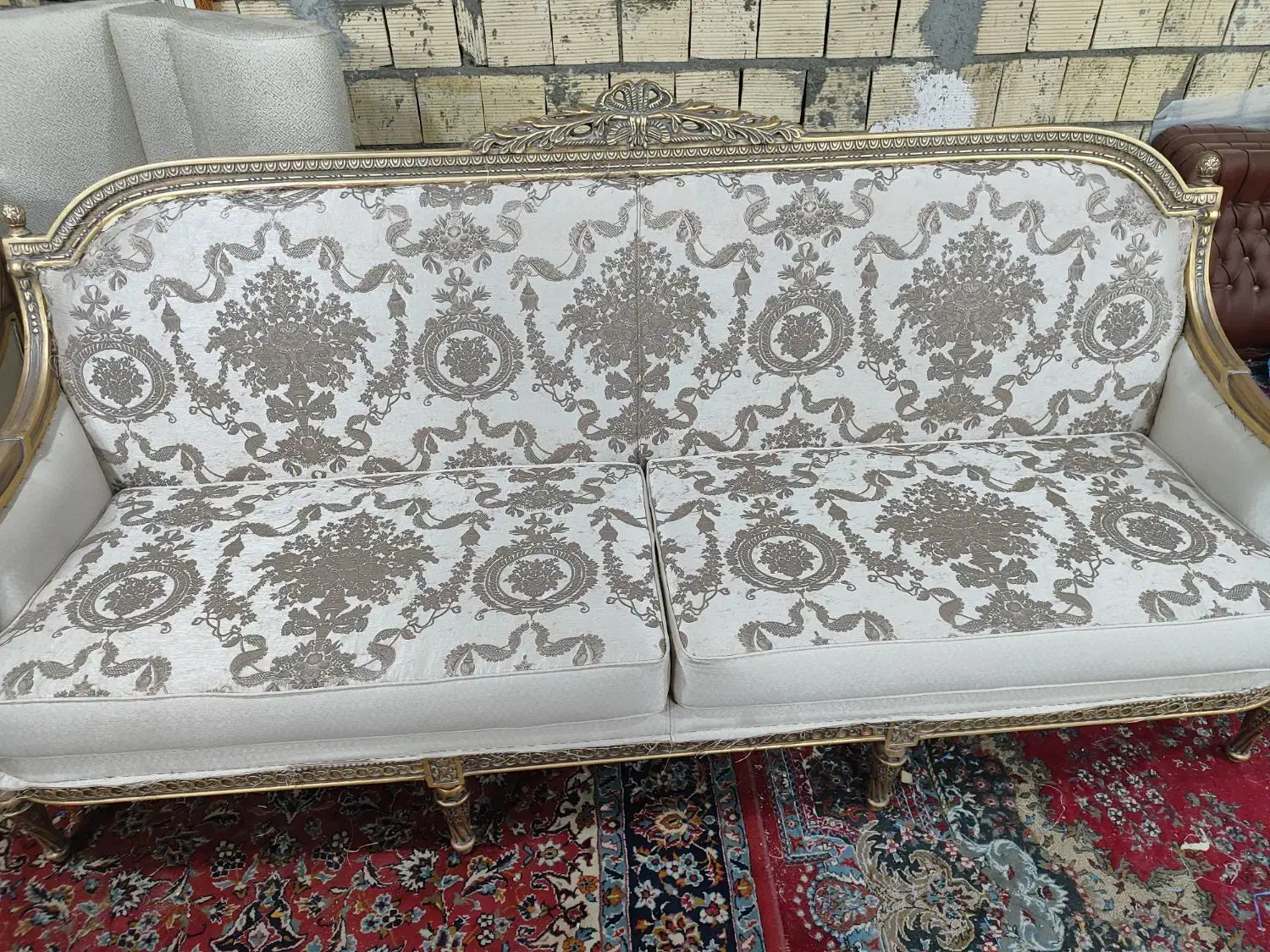 تعمیرات تخصصی و تضمینی مبلمان منزل|خدمات پیشه و مهارت|مشهد, توس (بلوار توس)|دیوار