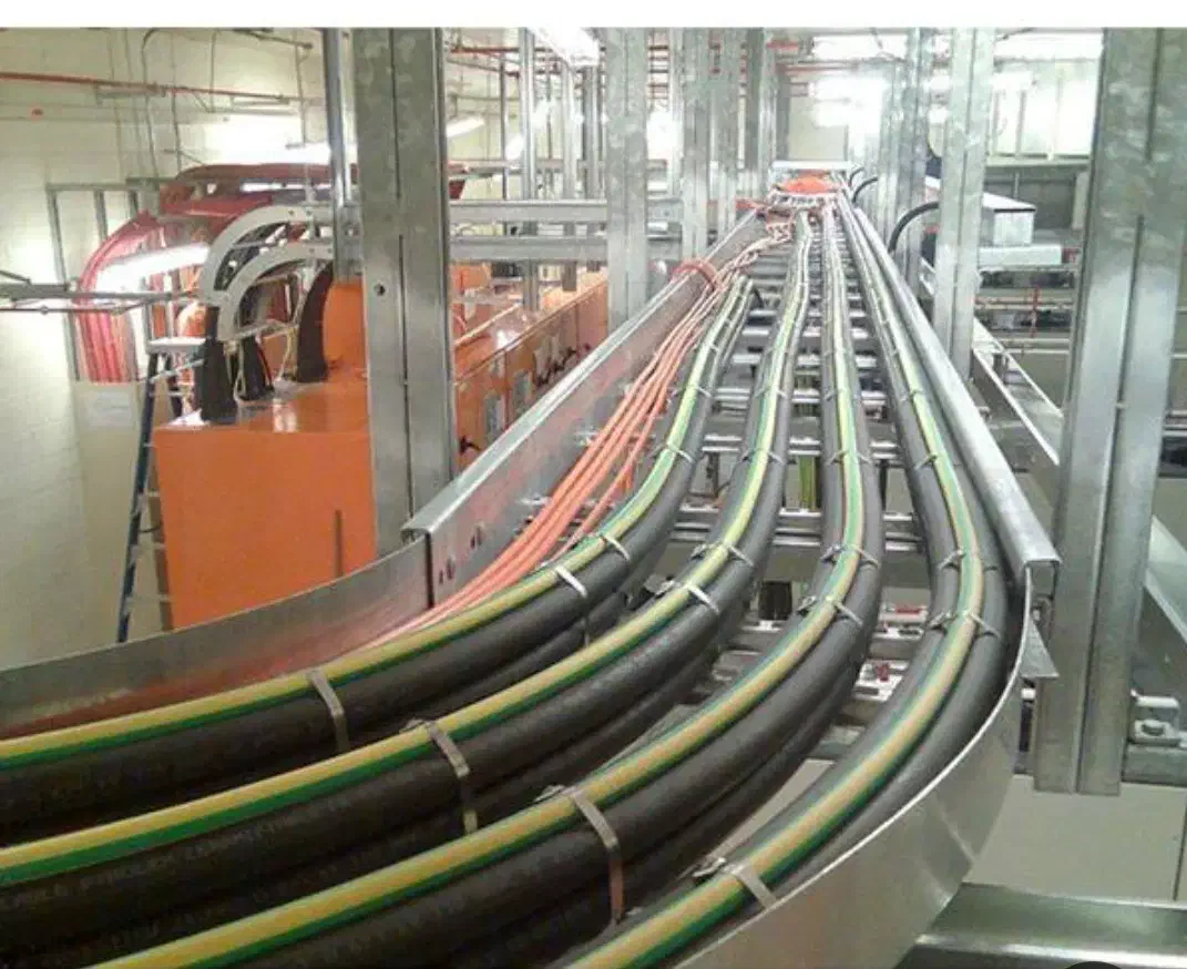 پیمانکاری کابل کشی و لدر کاری|خدمات پیشه و مهارت|زیباشهر, |دیوار