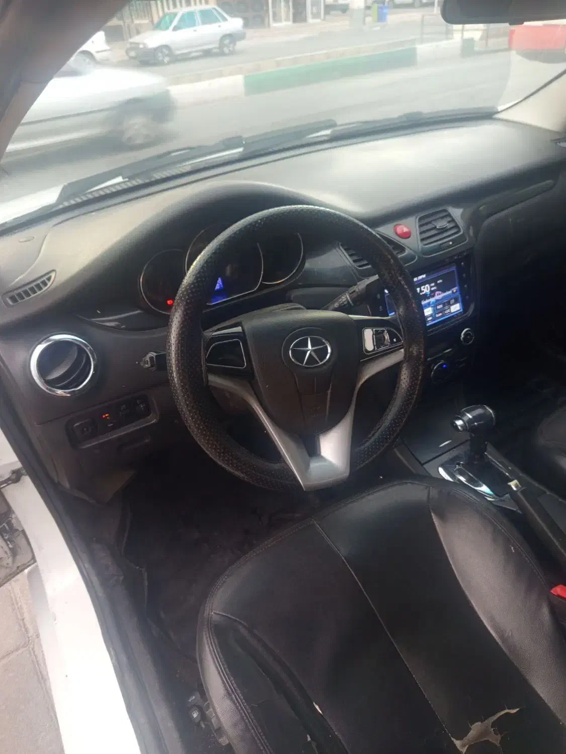 جک اتومات|خودرو سواری و وانت|قم, قلعه صدری|دیوار