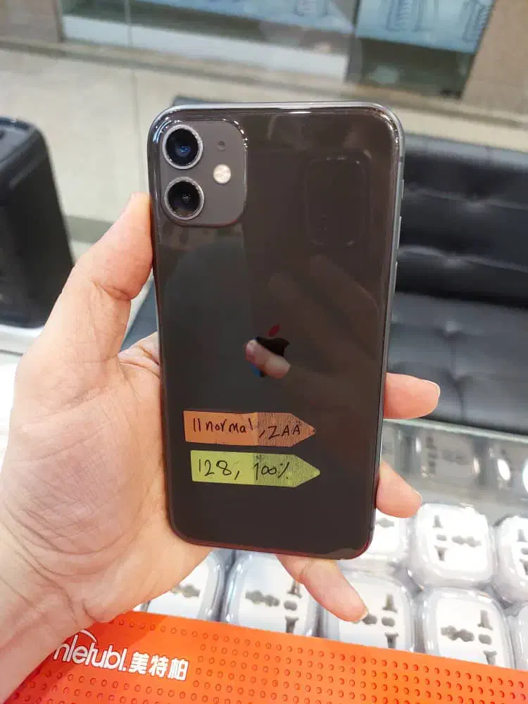 iPhone 11|موبایل|کرج, برغان|دیوار