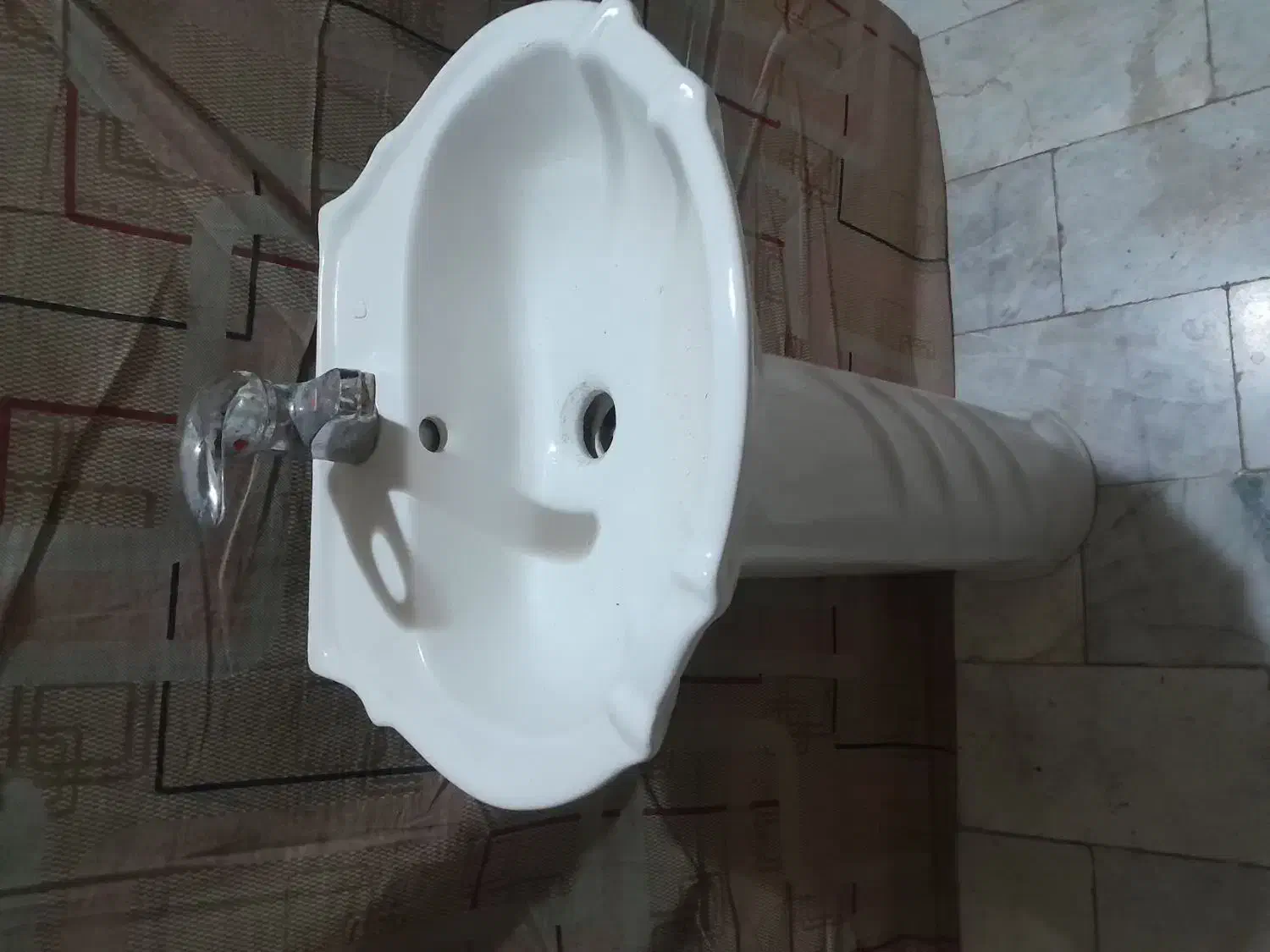 روشور چینی به همراه شیرآلات|لوازم سرویس بهداشتی|مشهد, موسوی قوچانی|دیوار