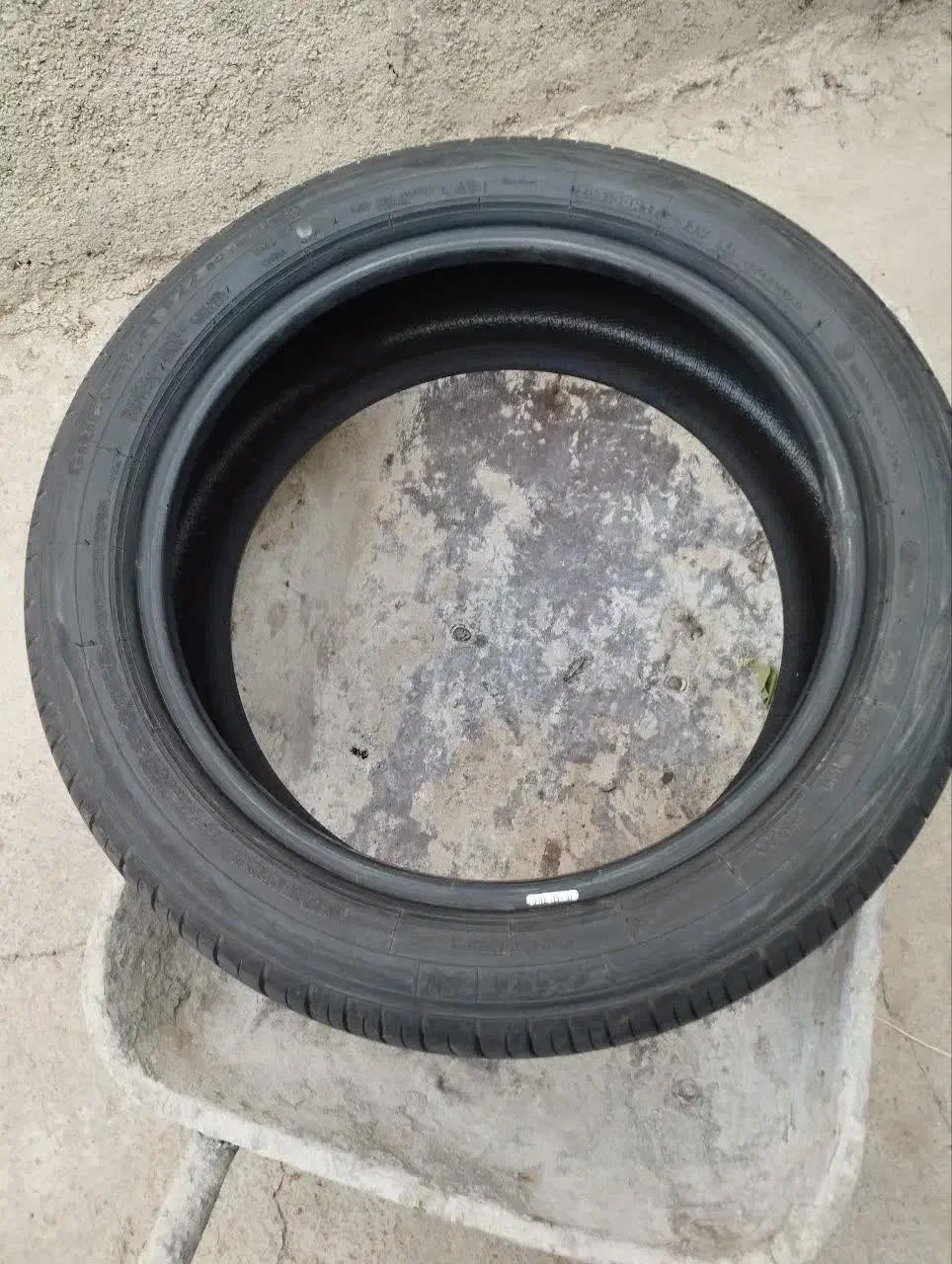 لاستیک خودرو رینگ ۱۷|قطعات یدکی و لوازم جانبی|هشتگرد, سعید آباد|دیوار