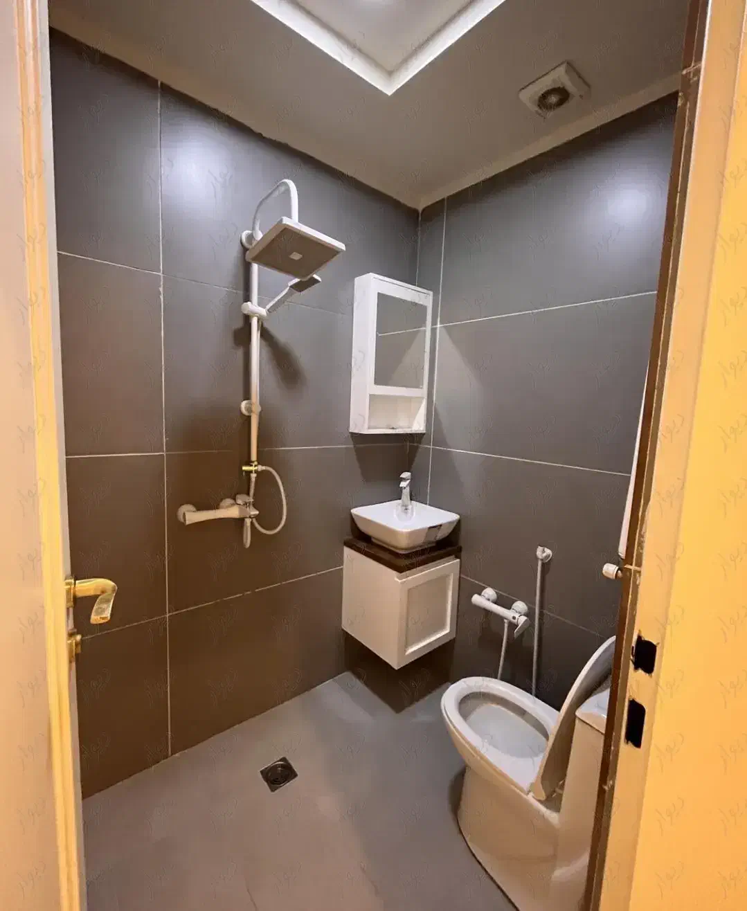 برج باغ مشاعات دار ۵۱ متری مجلل مختص سخت پسندان