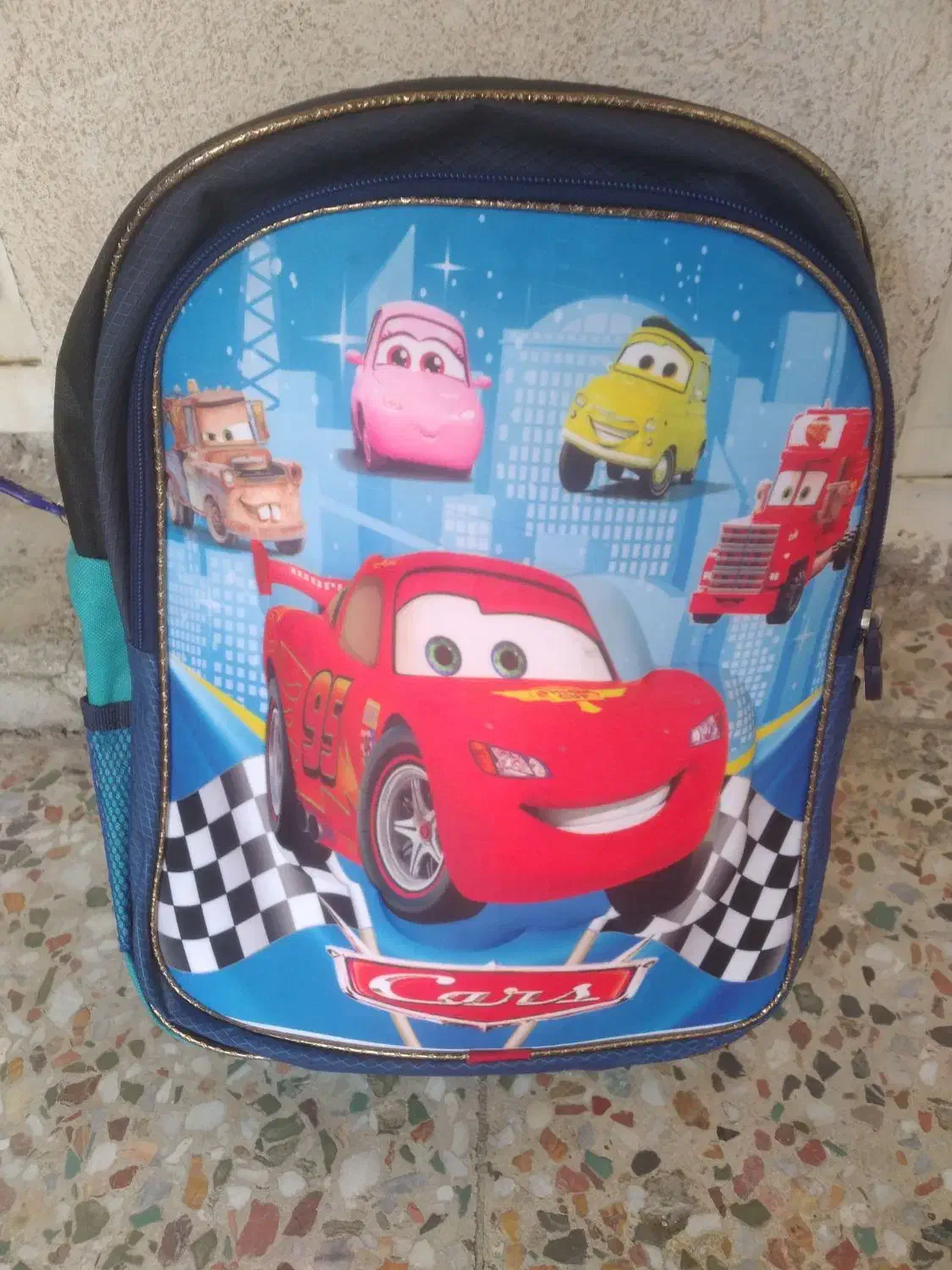 کیف مدرسه|کیف، کفش، کمربند|اندیمشک, |دیوار