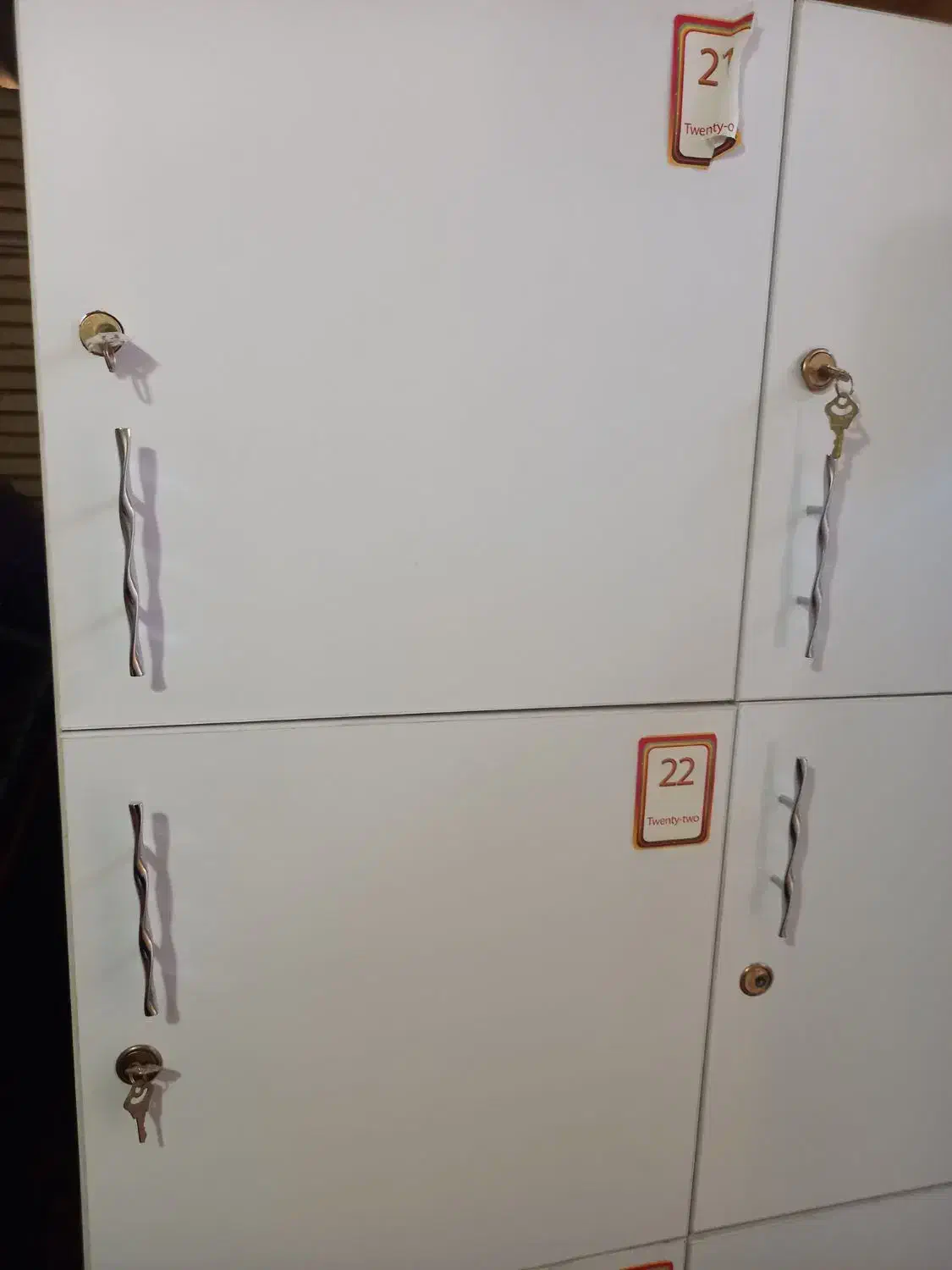 کمدلباسی ام دی اف وترامبلین و توپ جیم بال در حد نو|جاکفشی، کمد، دراور|یزد, |دیوار