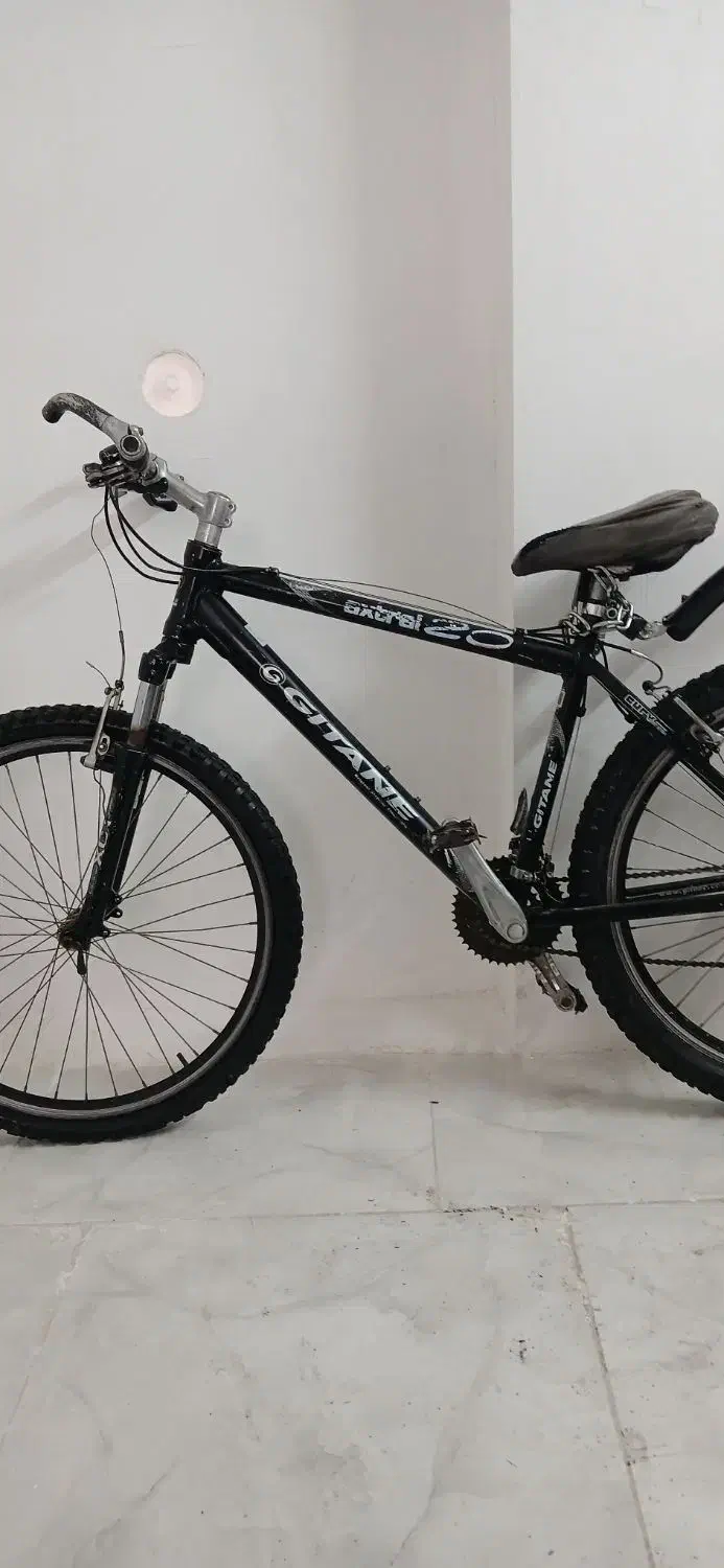 دوچرخه astral.gltane|دوچرخه، اسکیت، اسکوتر|بومهن, |دیوار