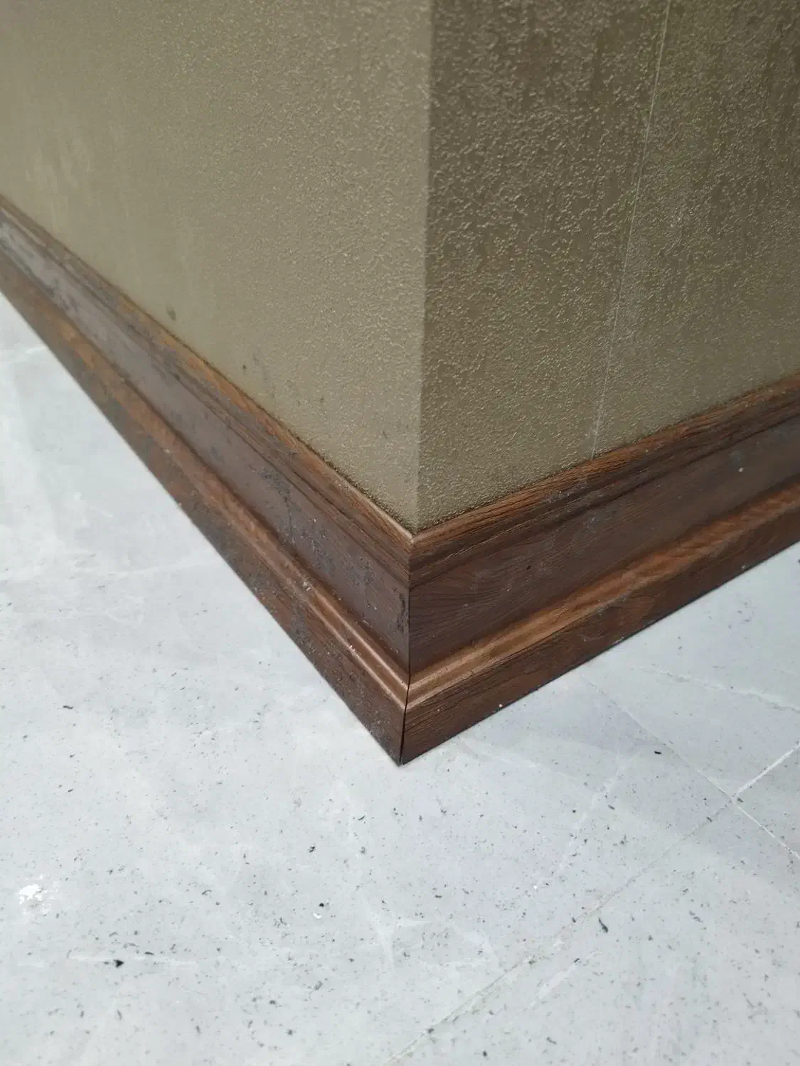 فروش و نصب قرنیز ،پارکت،قاببندی،تی وی وال|خدمات پیشه و مهارت|تهران, نیروی دریایی|دیوار