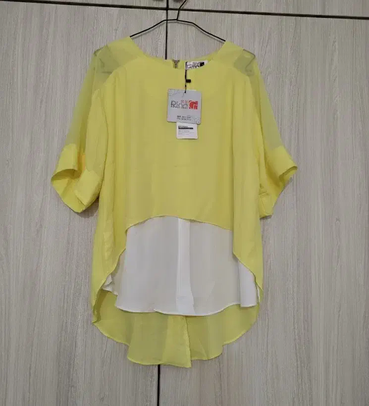 شومیز نو|لباس|تربتحیدریه, پائین ولایت|دیوار