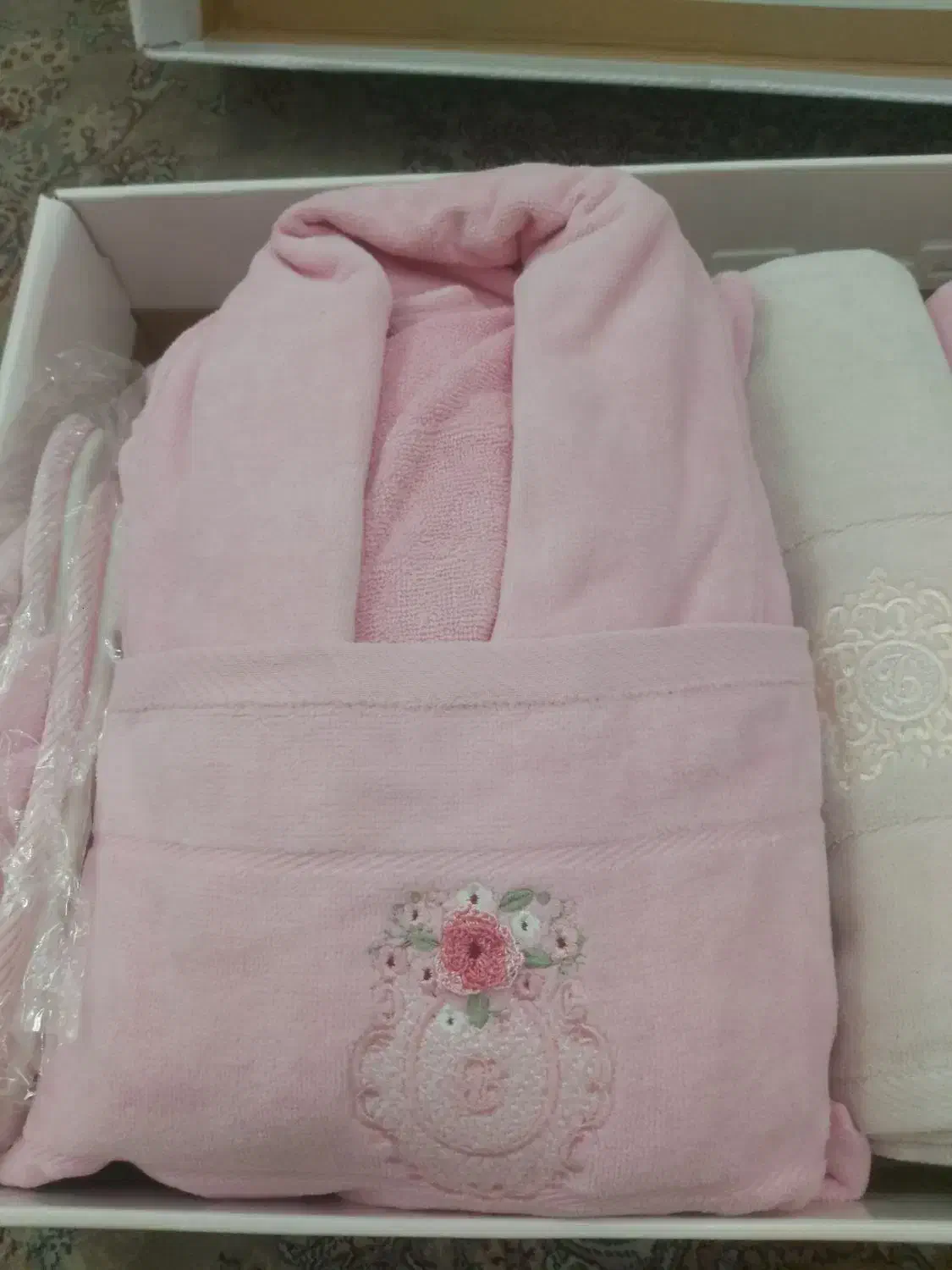 حوله ست دونفره|لوازم حمام|تهران, حکیمیه|دیوار