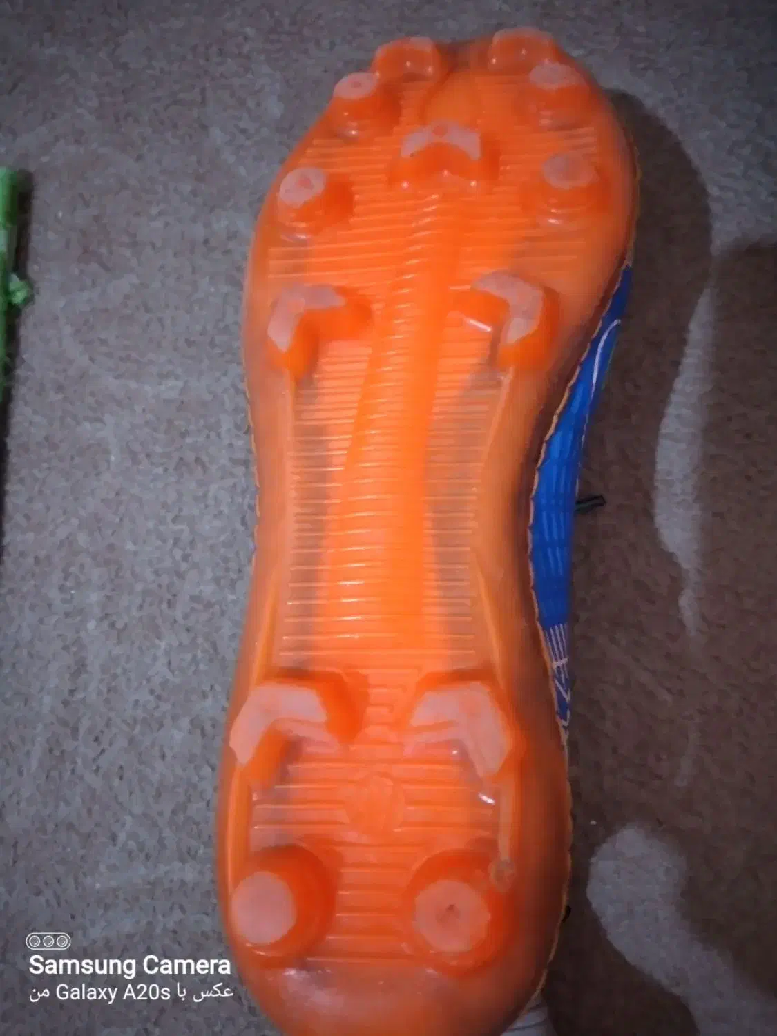 کفش فوتبال|کیف، کفش، کمربند|الوند, |دیوار