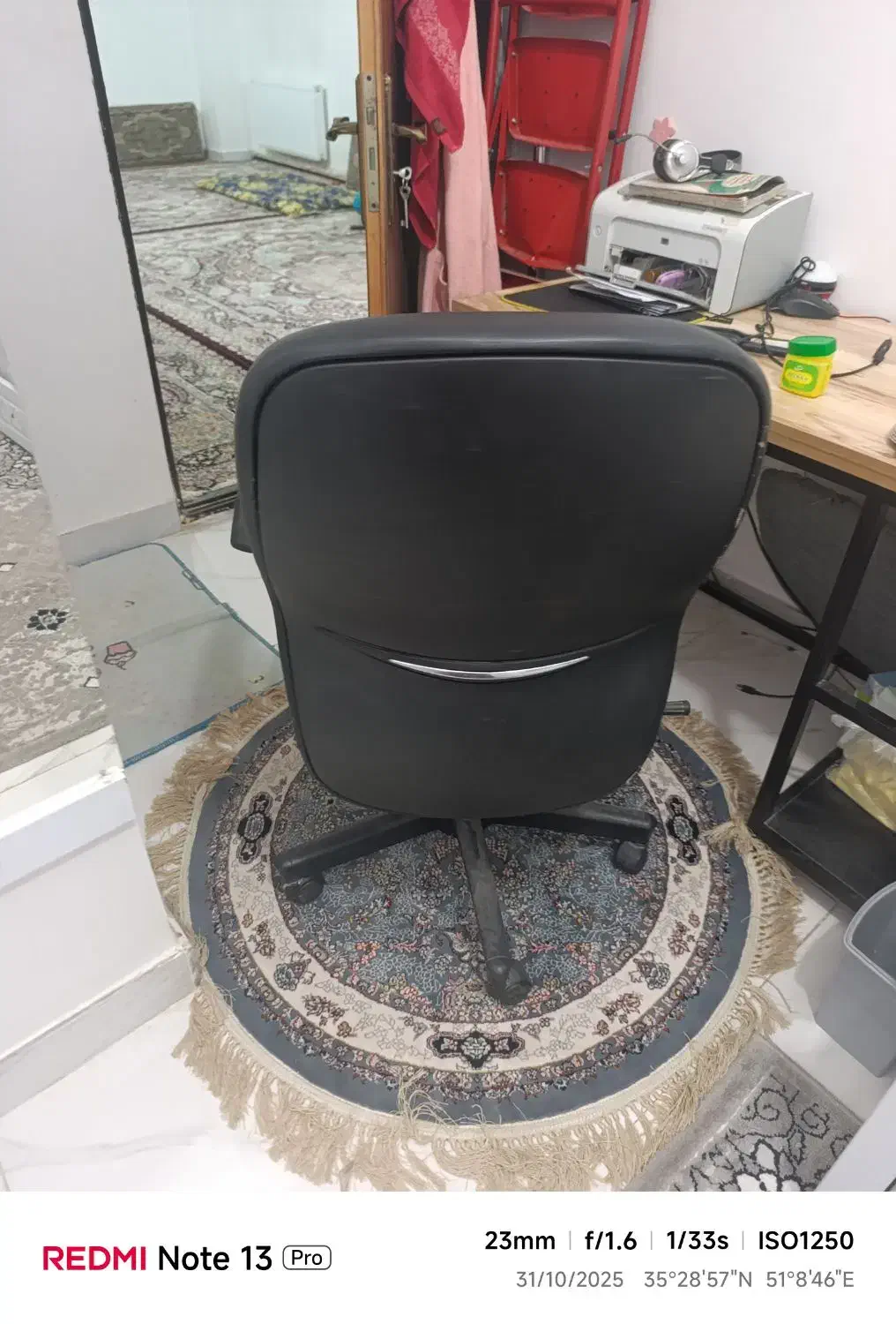 میز چوبی فلز و صندلی|مبلمان اداری|رباط‌کریم, نصیرشهر|دیوار