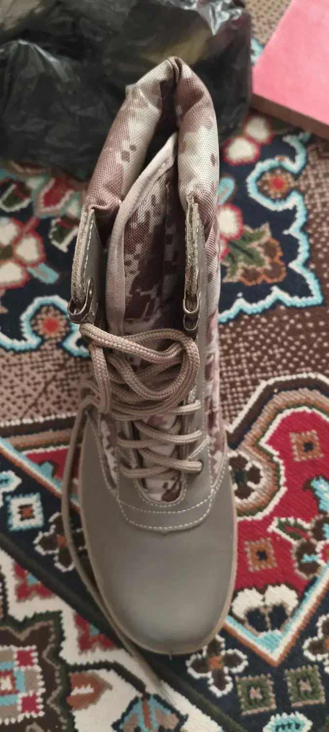 پوتین نو|کیف، کفش، کمربند|خرم‌آباد, |دیوار