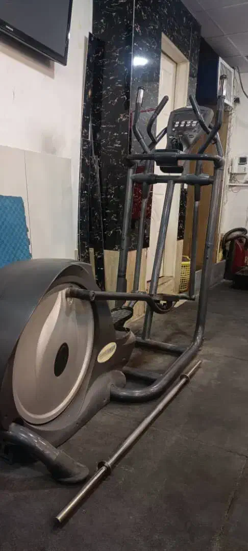 دستگاه الپتیکال ورزشی|تجهیزات ورزشی|ملایر, |دیوار