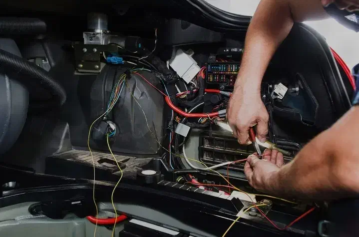 برقکار خودرو سیار|خدمات موتور و ماشین|نجف‌آباد, ویلاشهر|دیوار