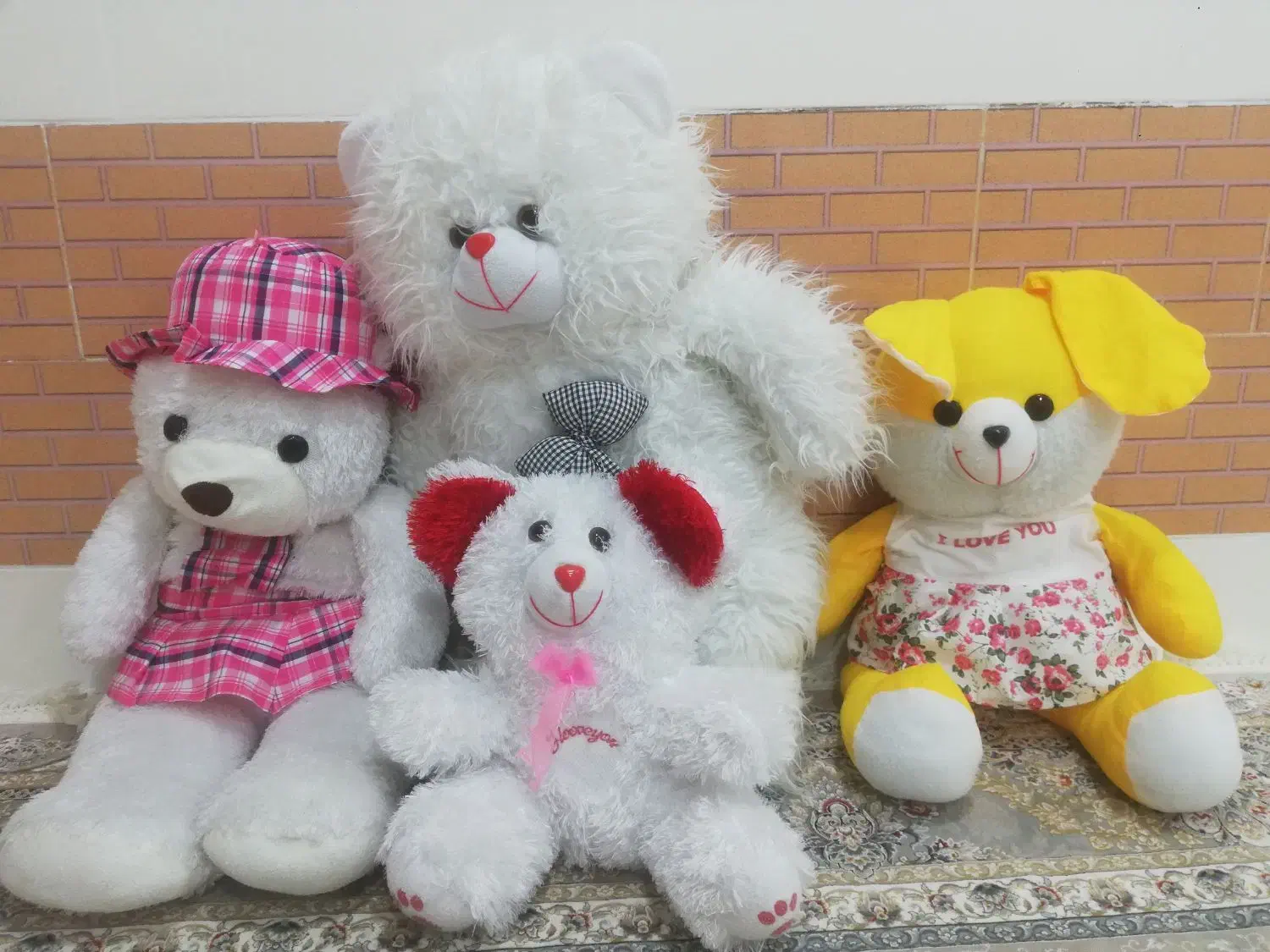 عروسک|اسباببازی|بانه, |دیوار