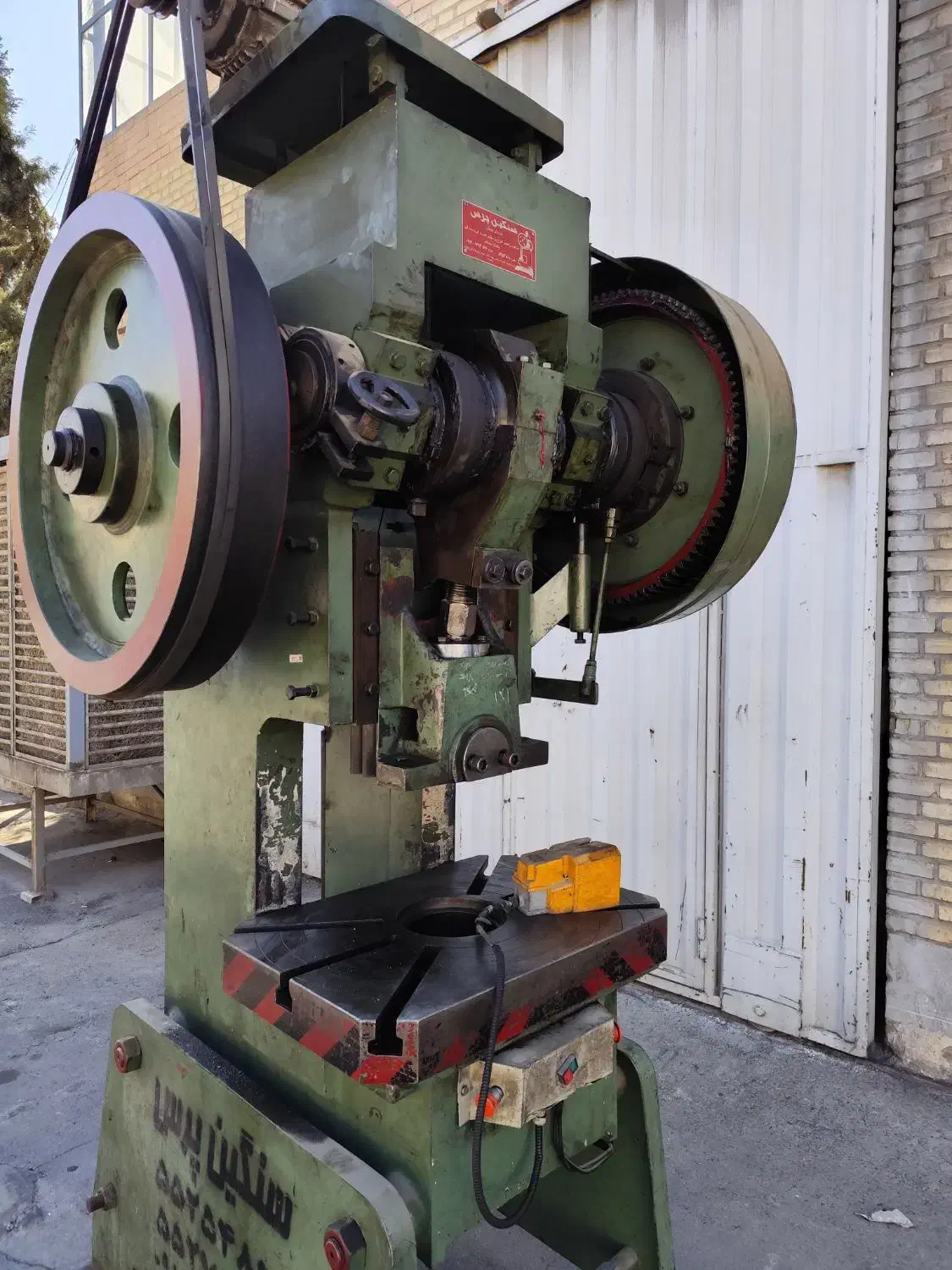 فروش پرس ضربه ای ۱۵۰ تن و ۶۰ تن سنگین پرس رضائی|ماشینآلات صنعتی|چهاردانگه (تهران), |دیوار