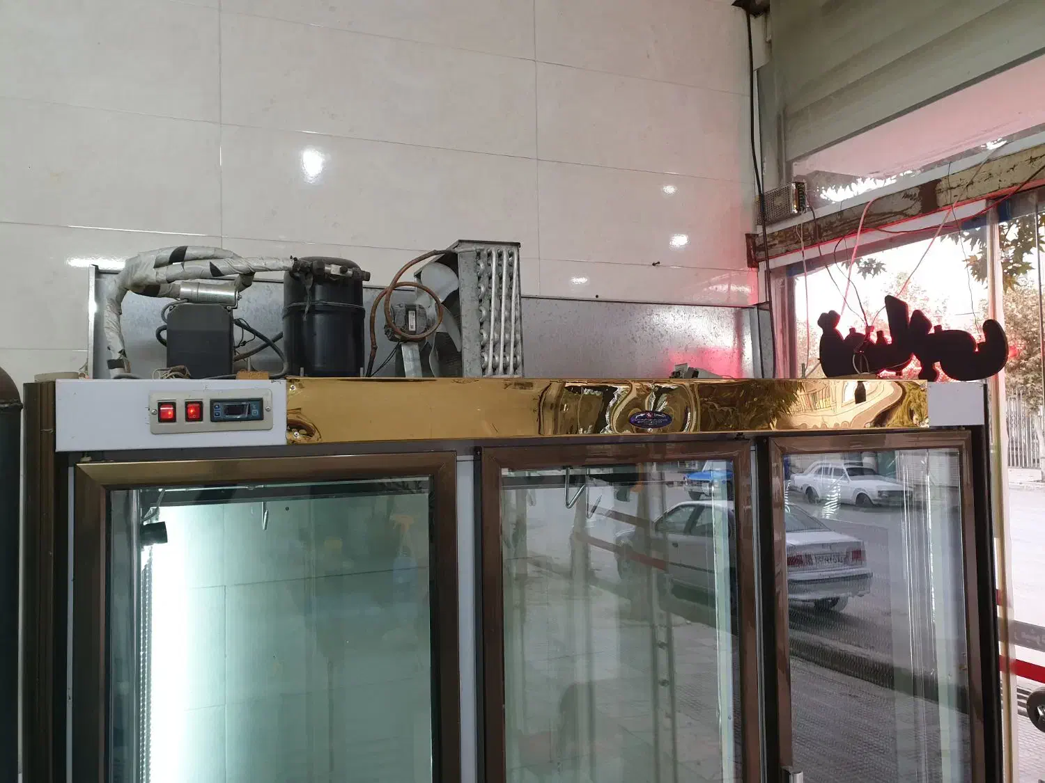 یخچال ویترینی مشابه نو|فروشگاه و مغازه|بروجرد, |دیوار