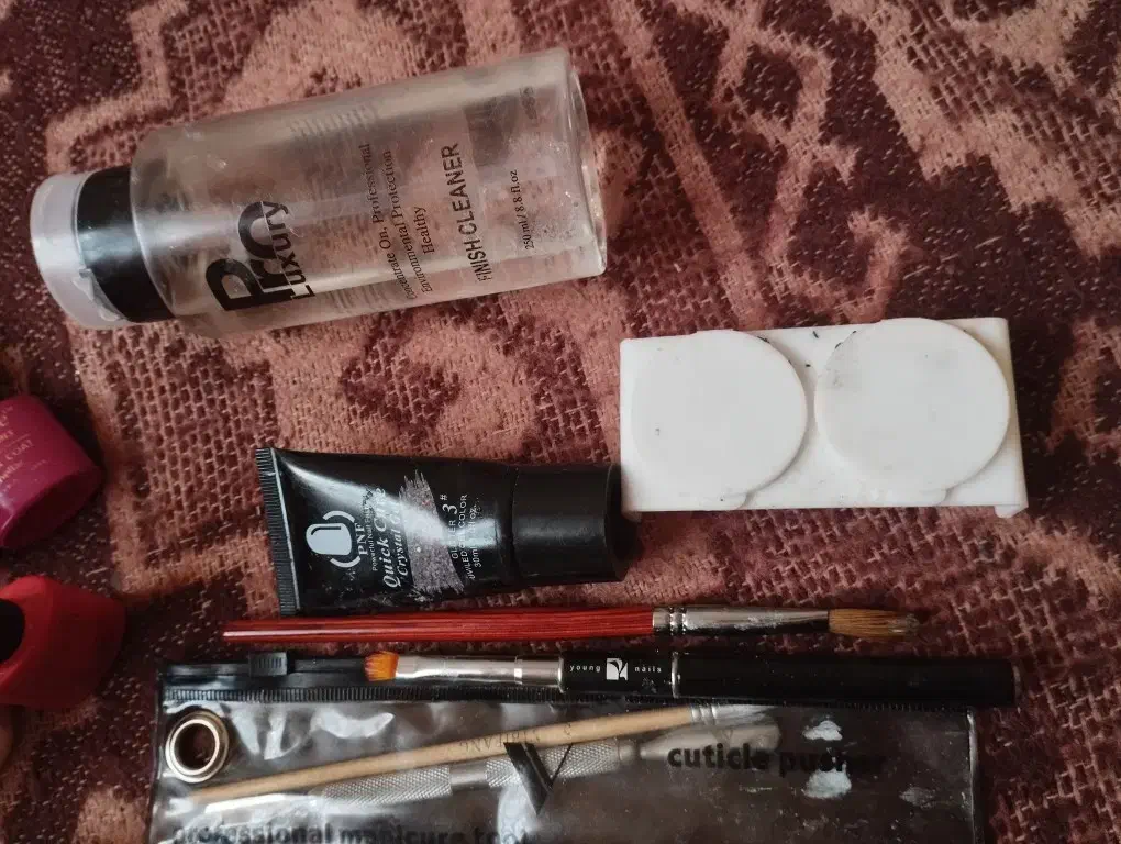 لوازم کاشت ناخن|آرایشگاه و سالن‌های زیبایی|تربت جام, فاز ۱ فرهنگیان|دیوار